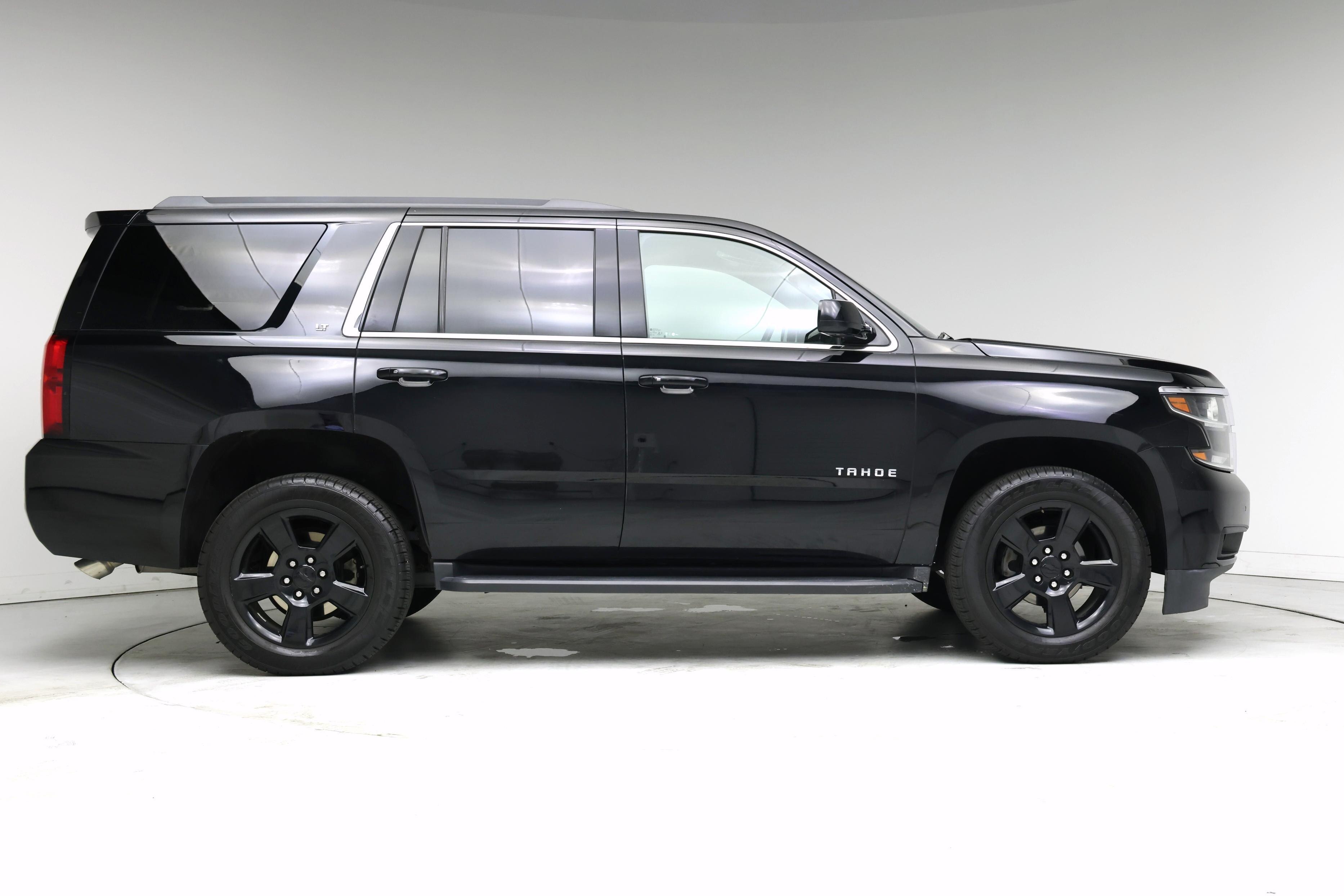 Thumbnail: 2018 Chevrolet Tahoe - 7