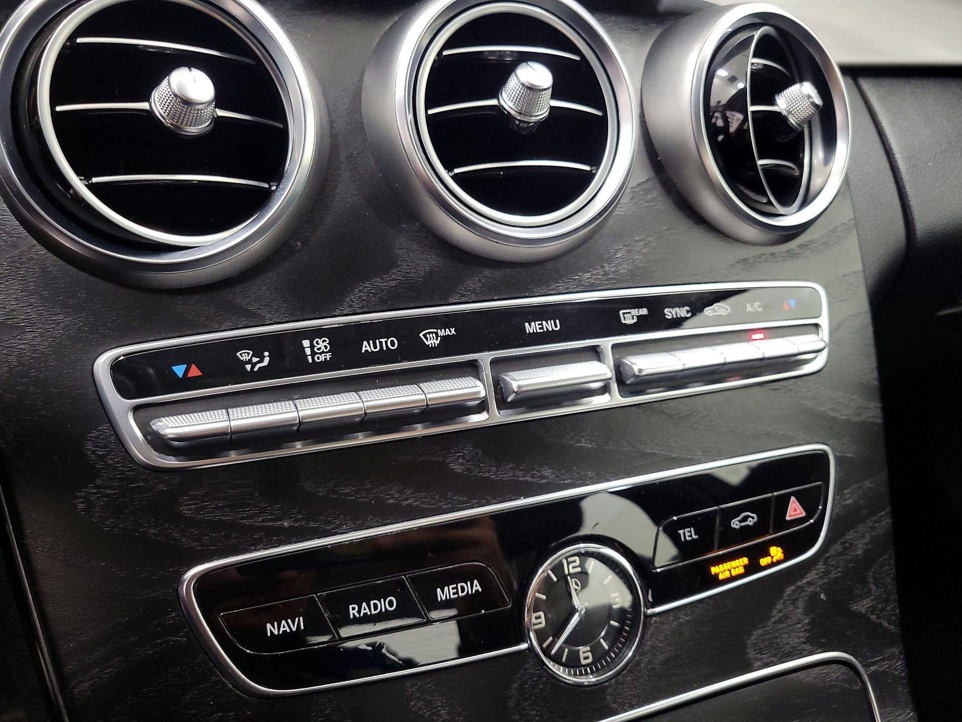 Thumbnail: 2019 Mercedes-Benz C-Class - 16