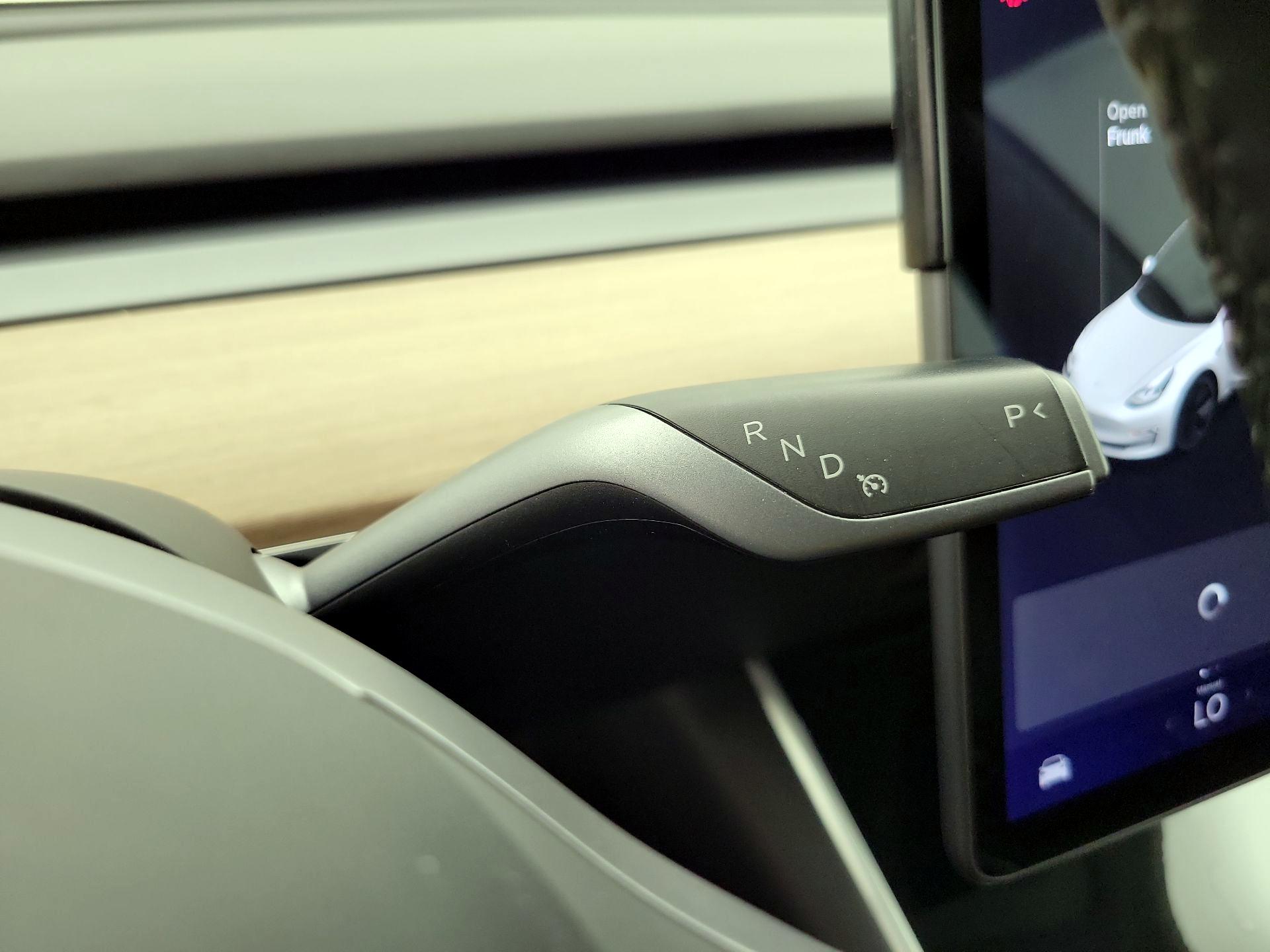 Thumbnail: 2019 Tesla Model 3 - 17
