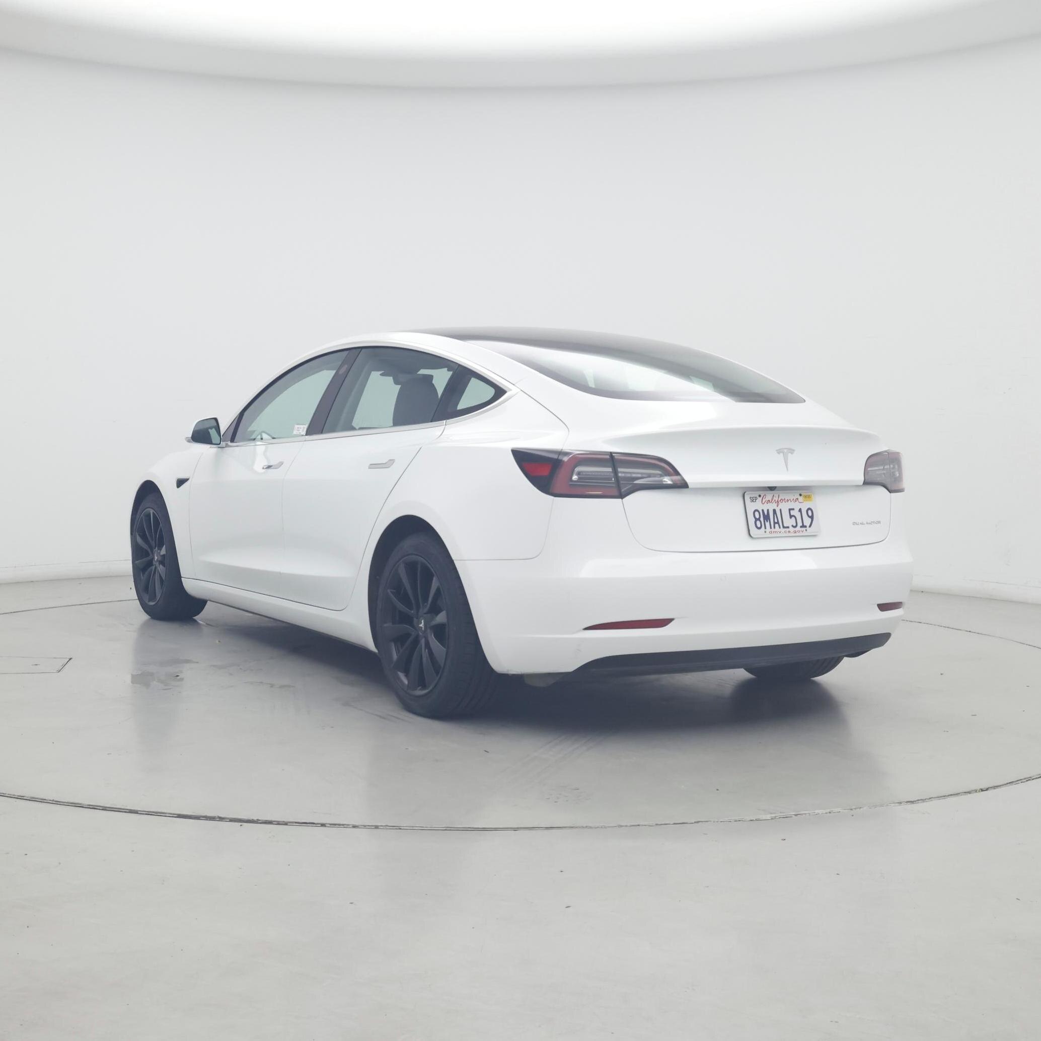 Thumbnail: 2019 Tesla Model 3 - 2