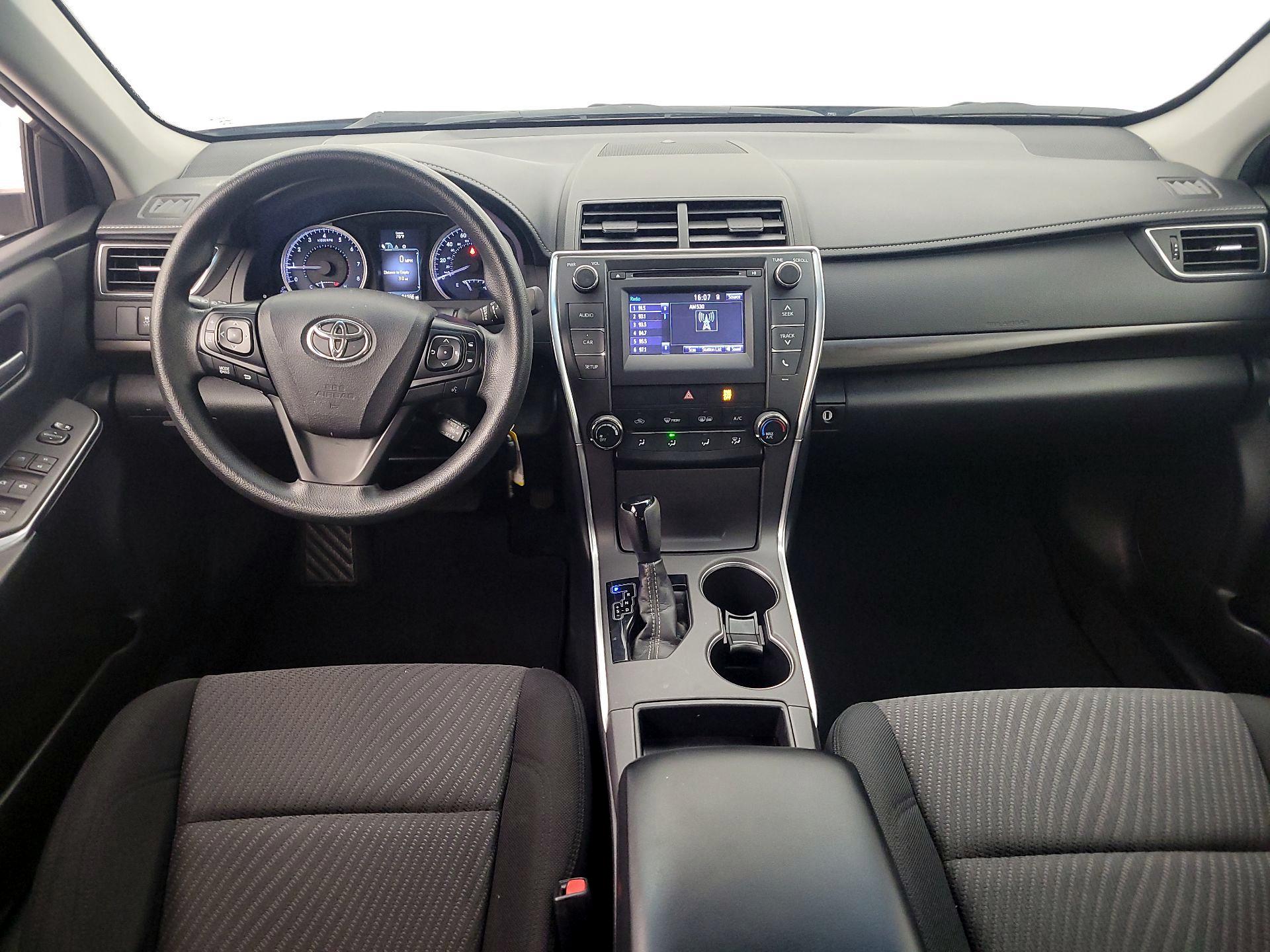 Thumbnail: 2016 Toyota Camry - 9