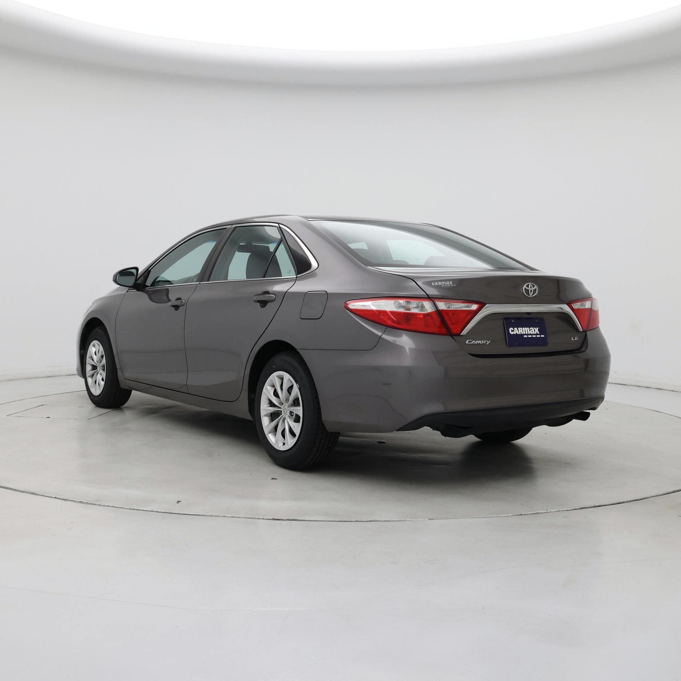 Thumbnail: 2016 Toyota Camry - 2