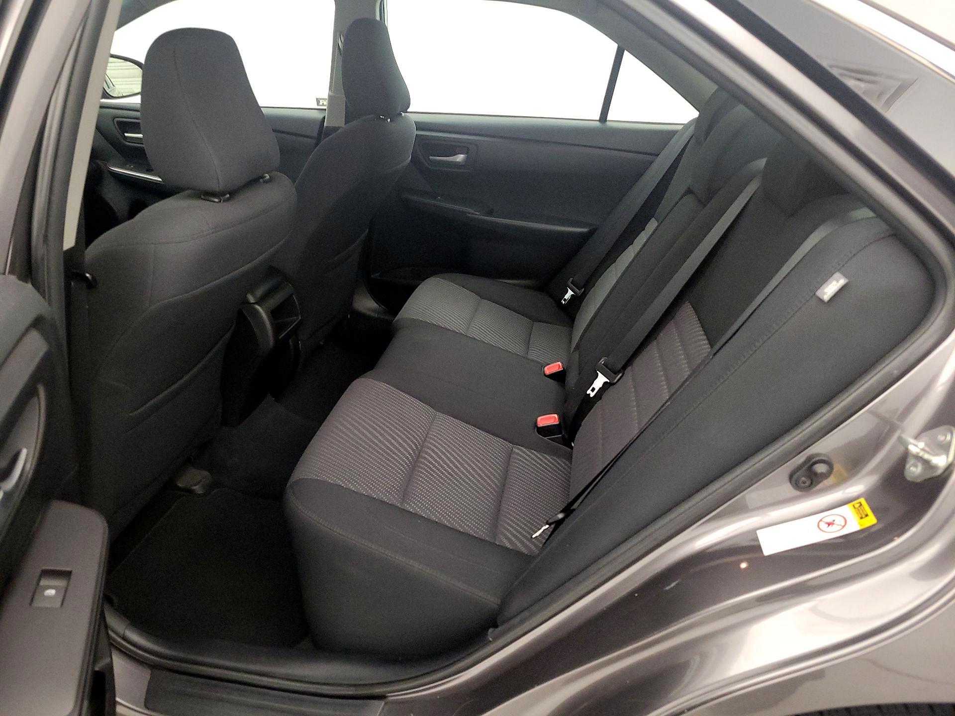 Thumbnail: 2016 Toyota Camry - 19