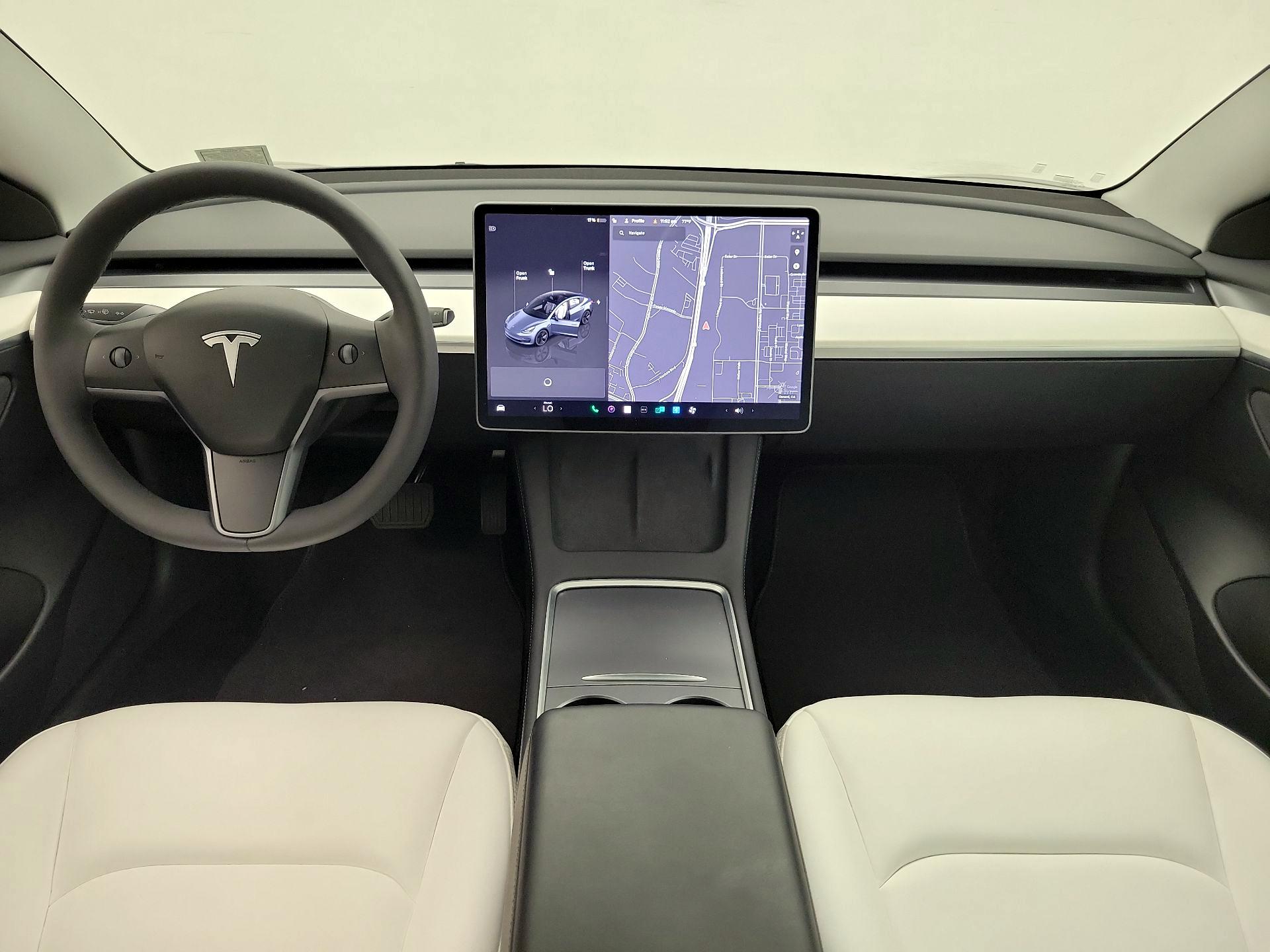 Thumbnail: 2023 Tesla Model 3 - 9