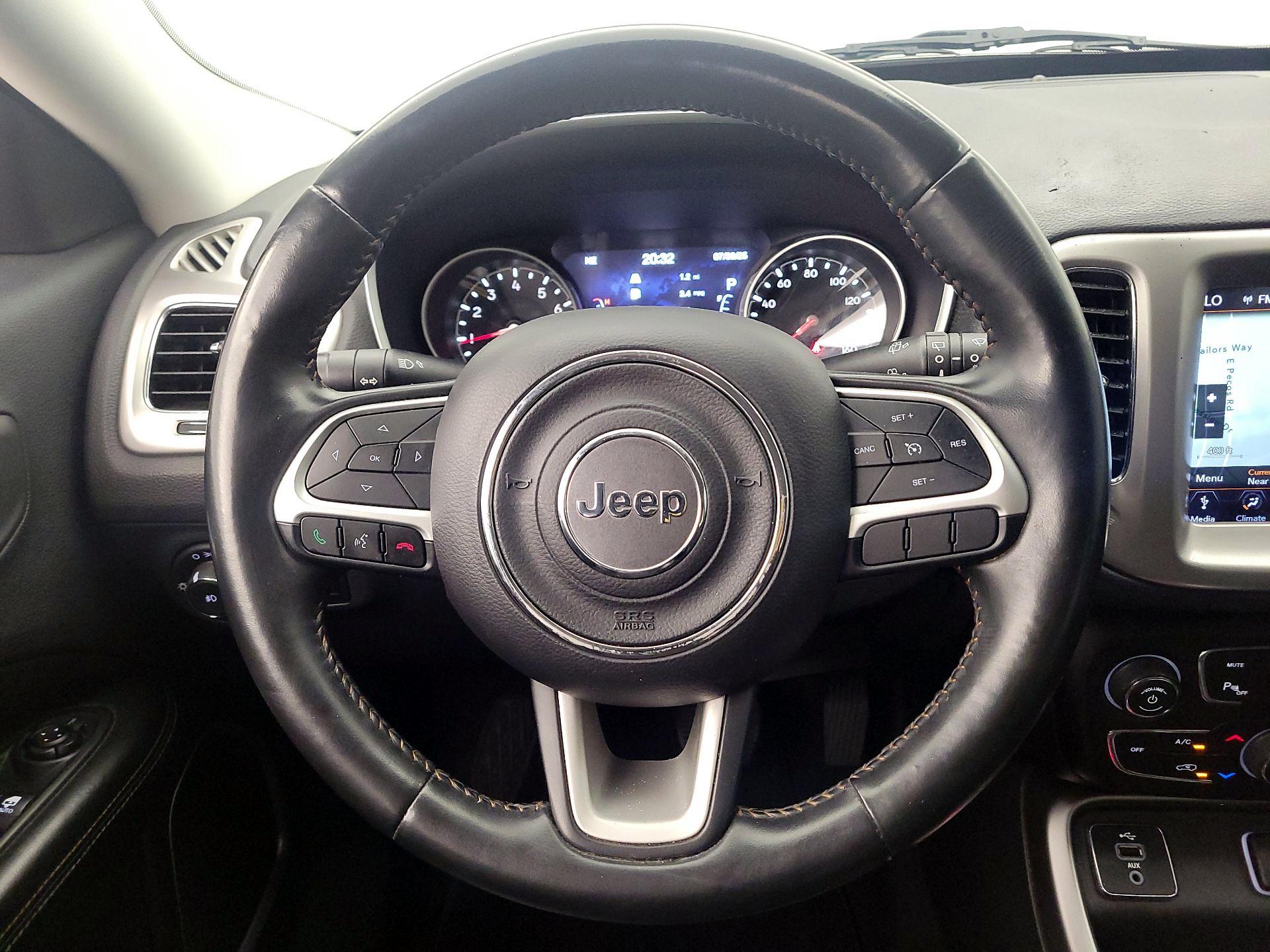 Thumbnail: 2018 Jeep Compass - 10