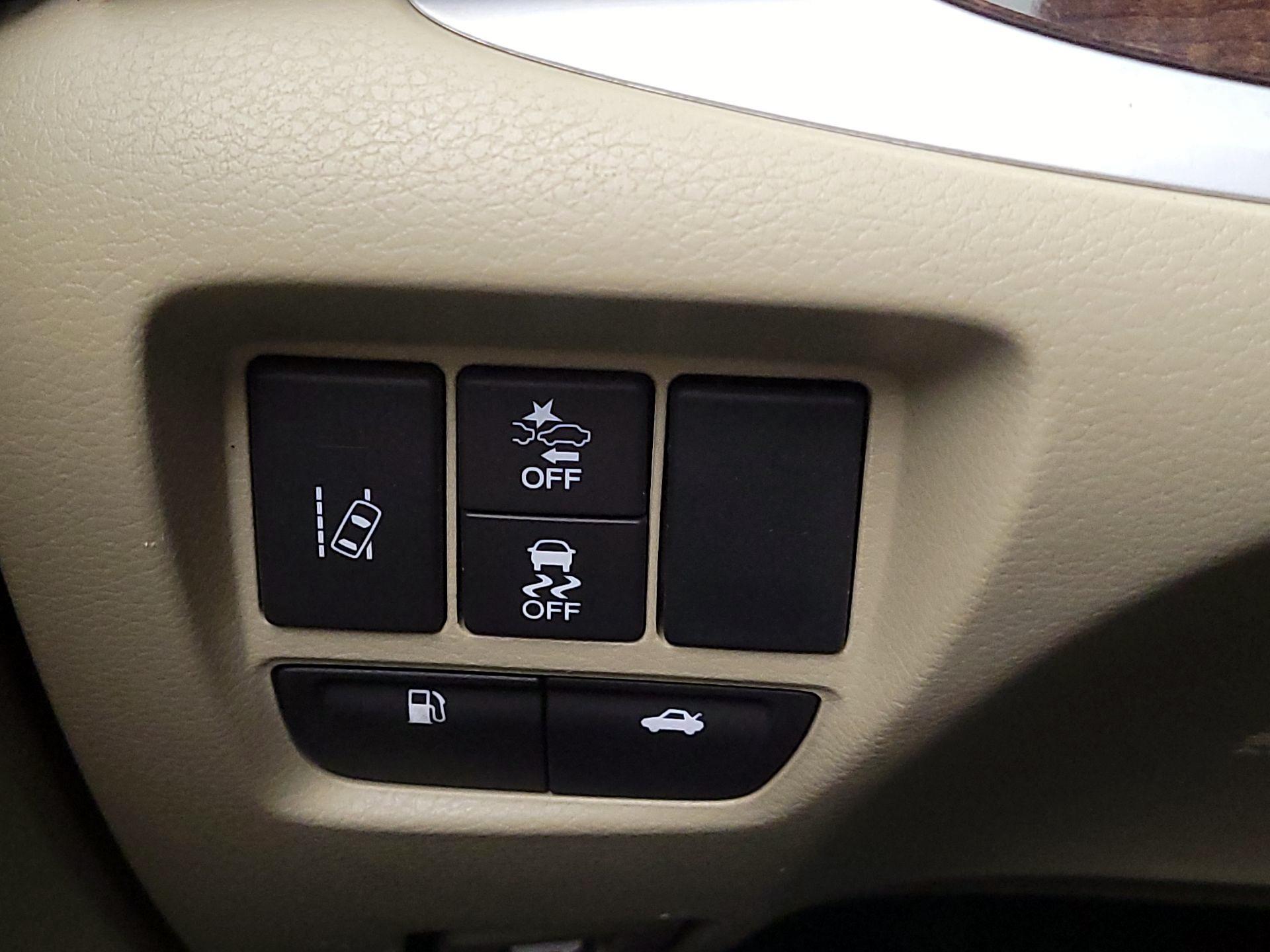 Thumbnail: 2019 Acura TLX - 13