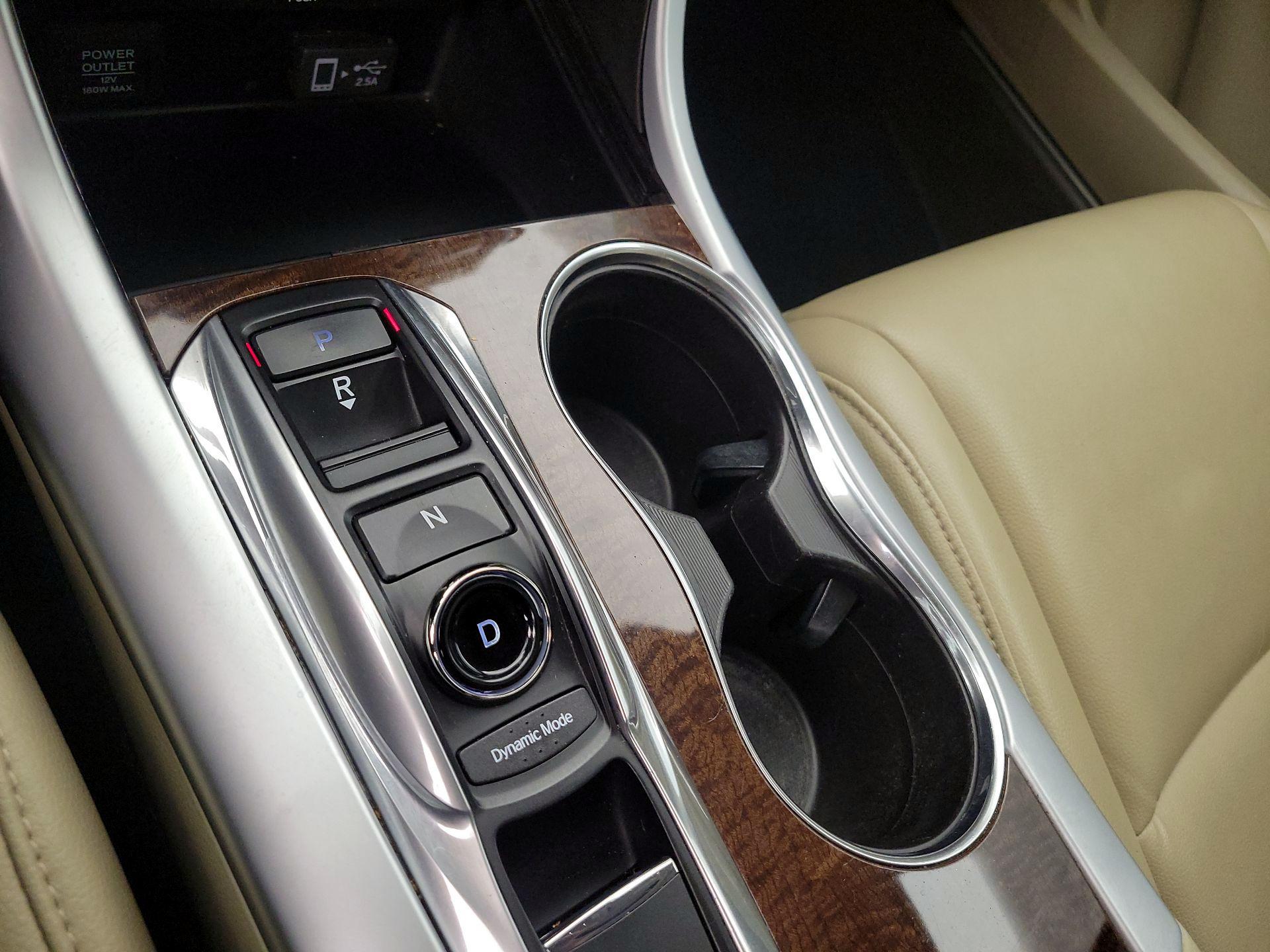 Thumbnail: 2019 Acura TLX - 17