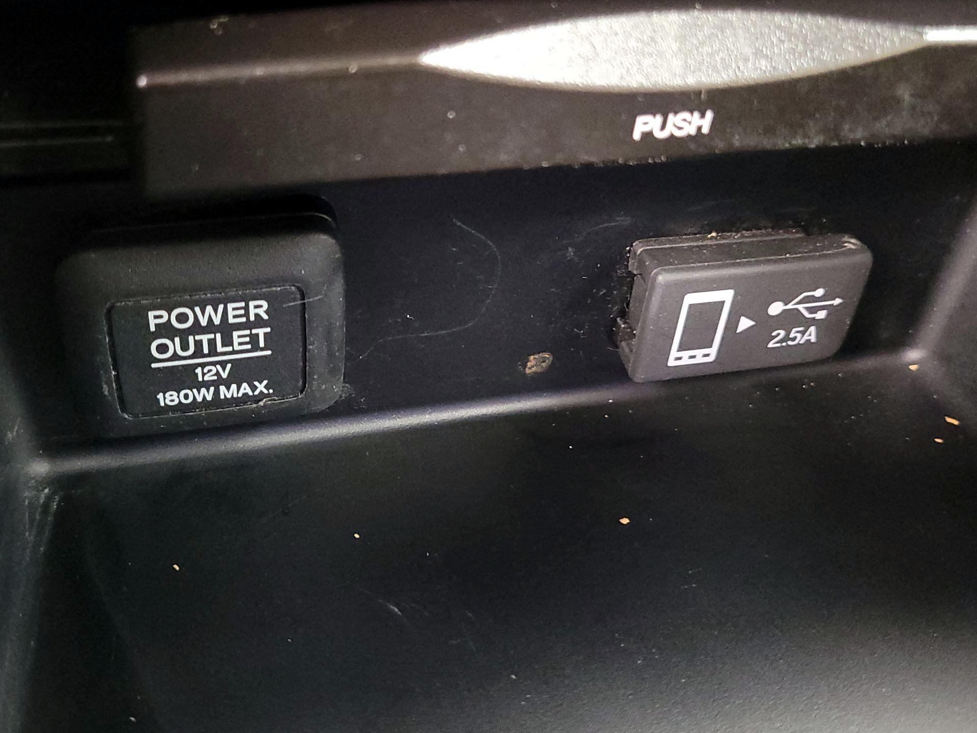 Thumbnail: 2019 Acura TLX - 18