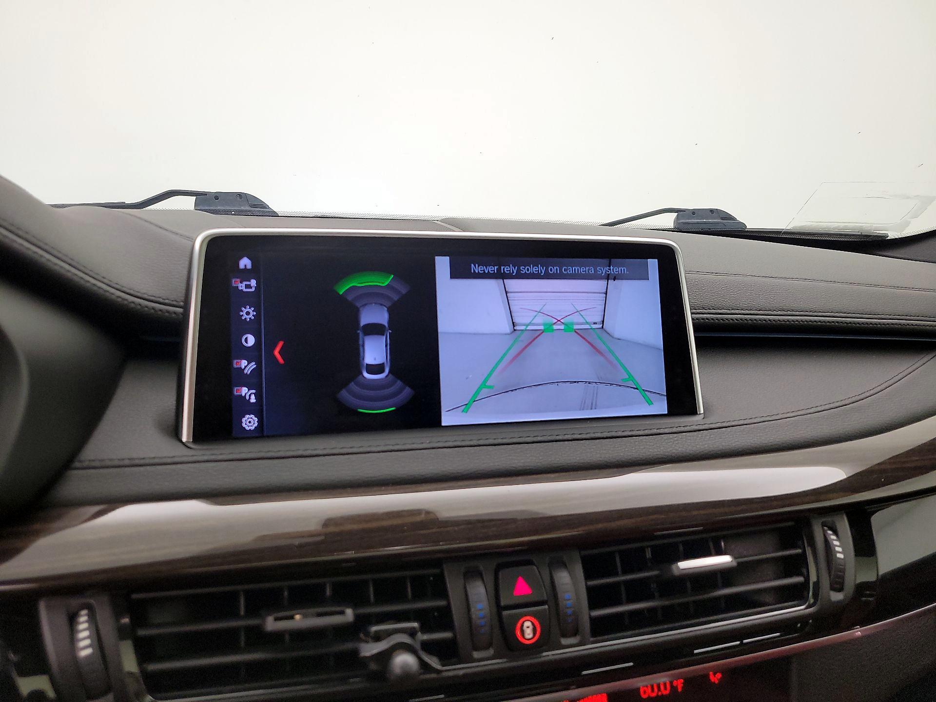 Thumbnail: 2019 BMW X6 - 15