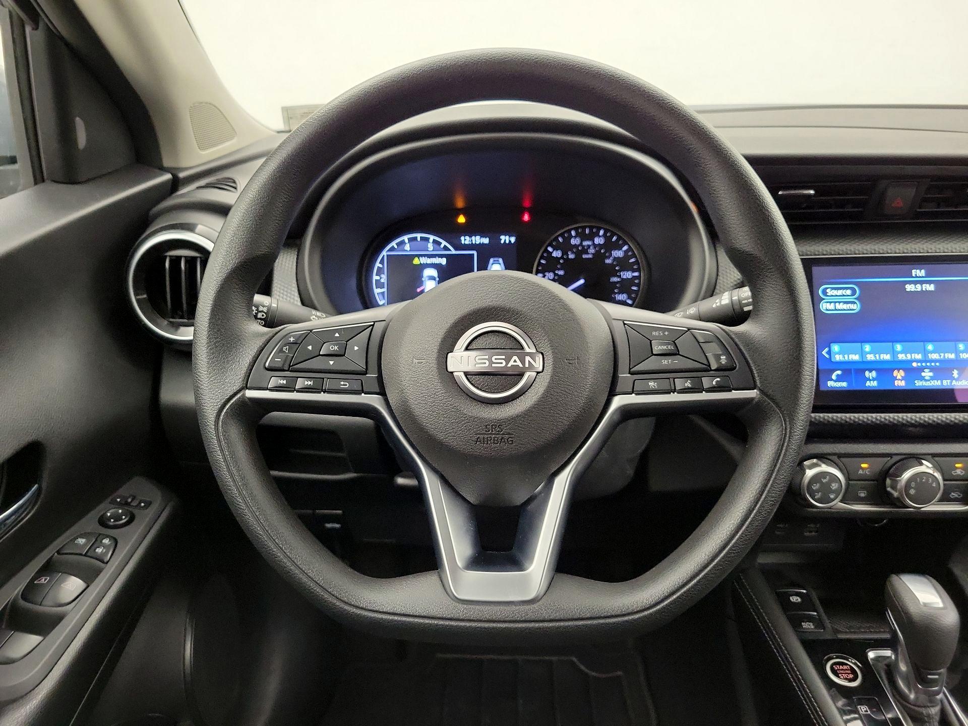Thumbnail: 2024 Nissan Kicks - 10