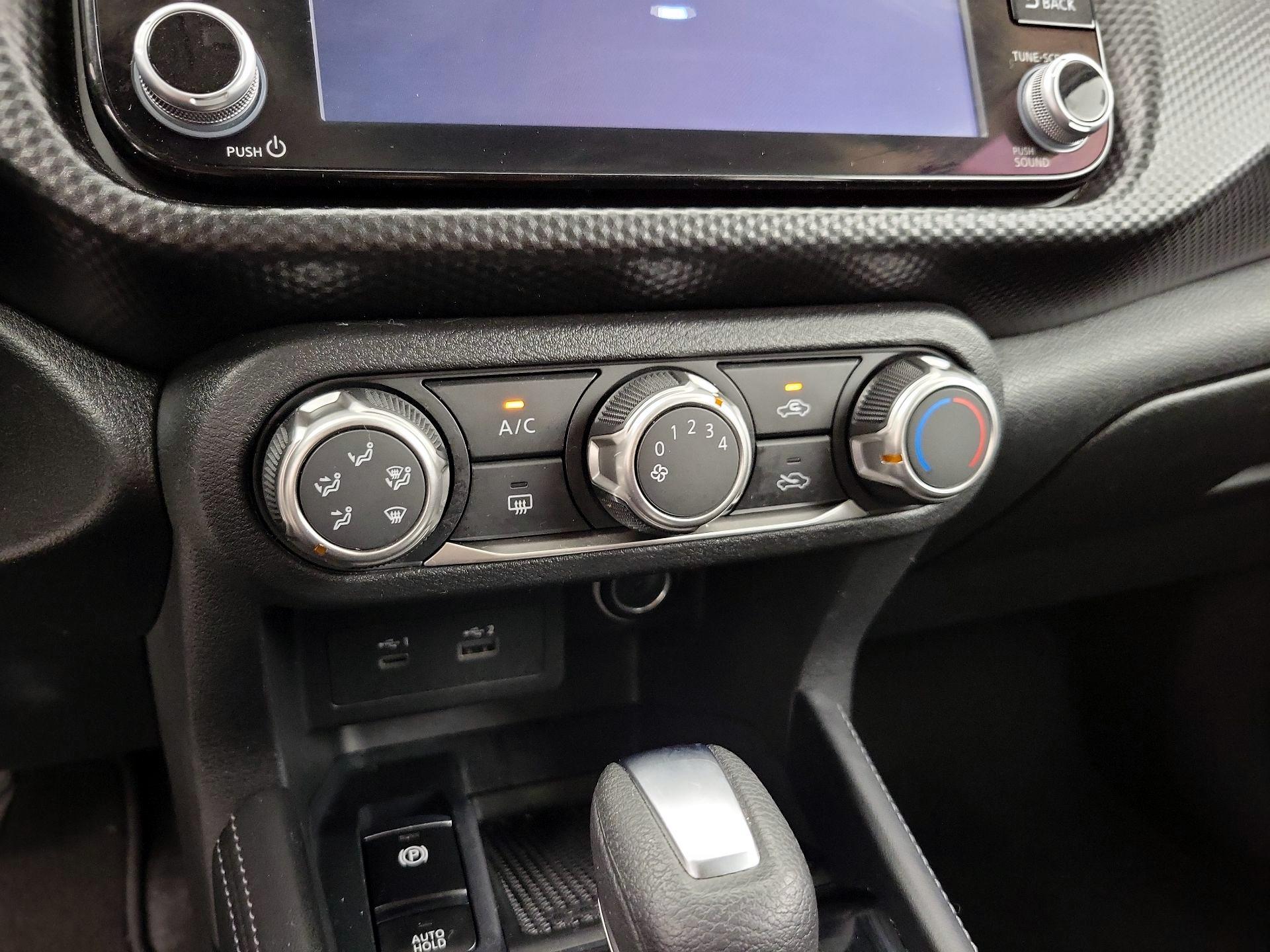 Thumbnail: 2024 Nissan Kicks - 16