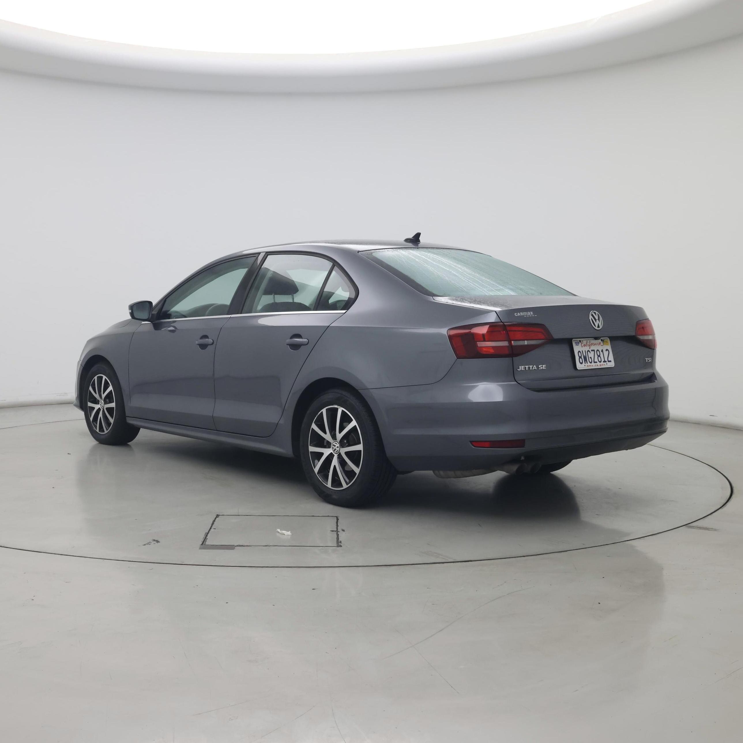 Thumbnail: 2017 Volkswagen Jetta - 2