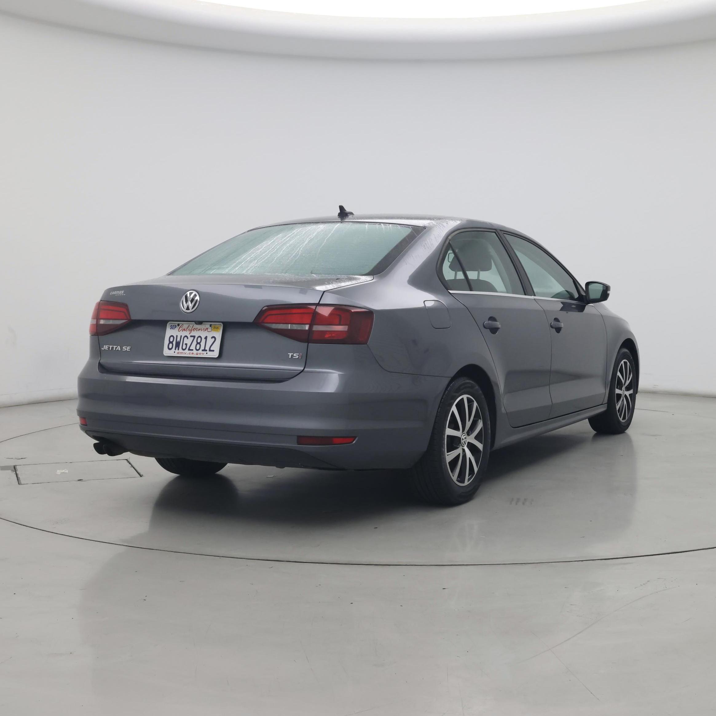 Thumbnail: 2017 Volkswagen Jetta - 8