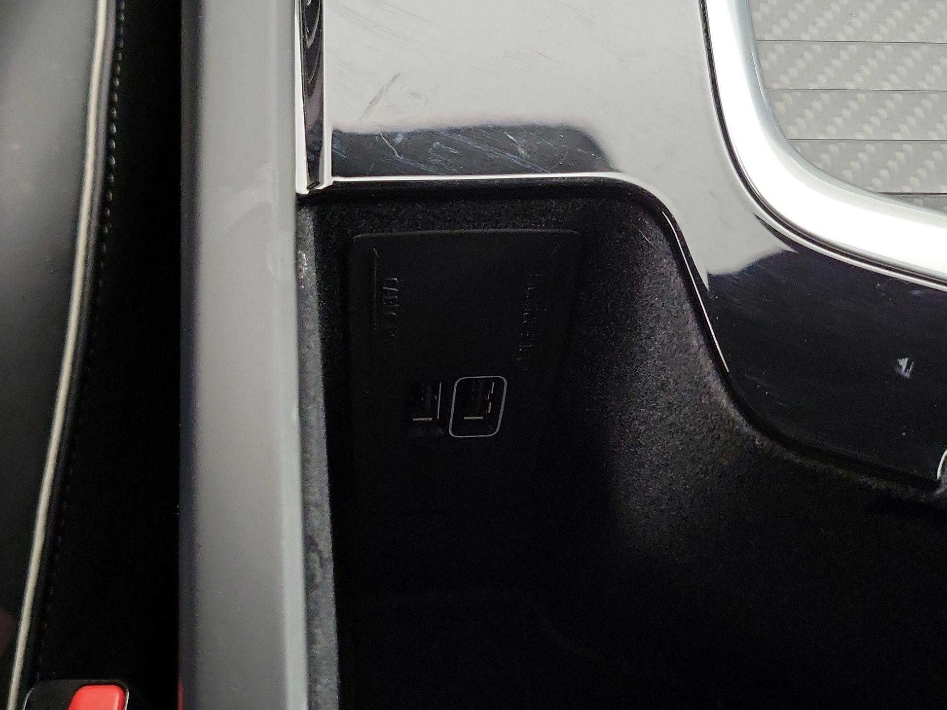 Thumbnail: 2019 Volvo XC90 - 19