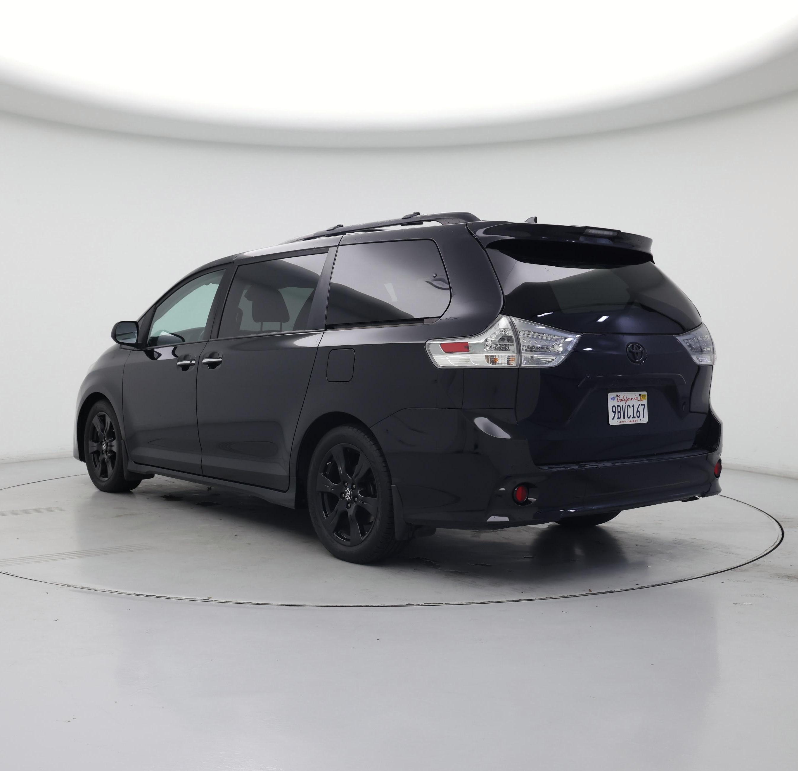 Thumbnail: 2020 Toyota Sienna - 2