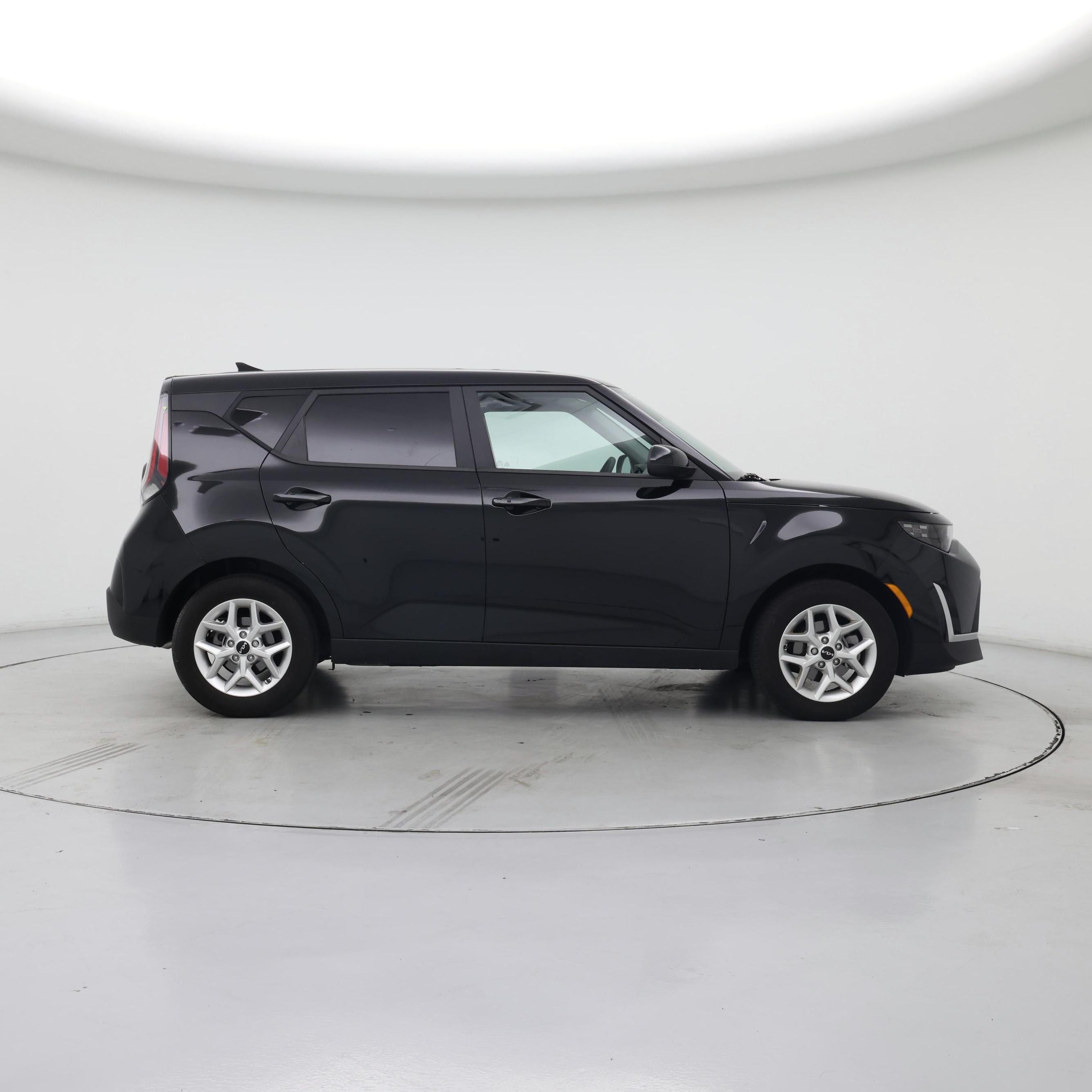 Thumbnail: 2023 Kia Soul - 7
