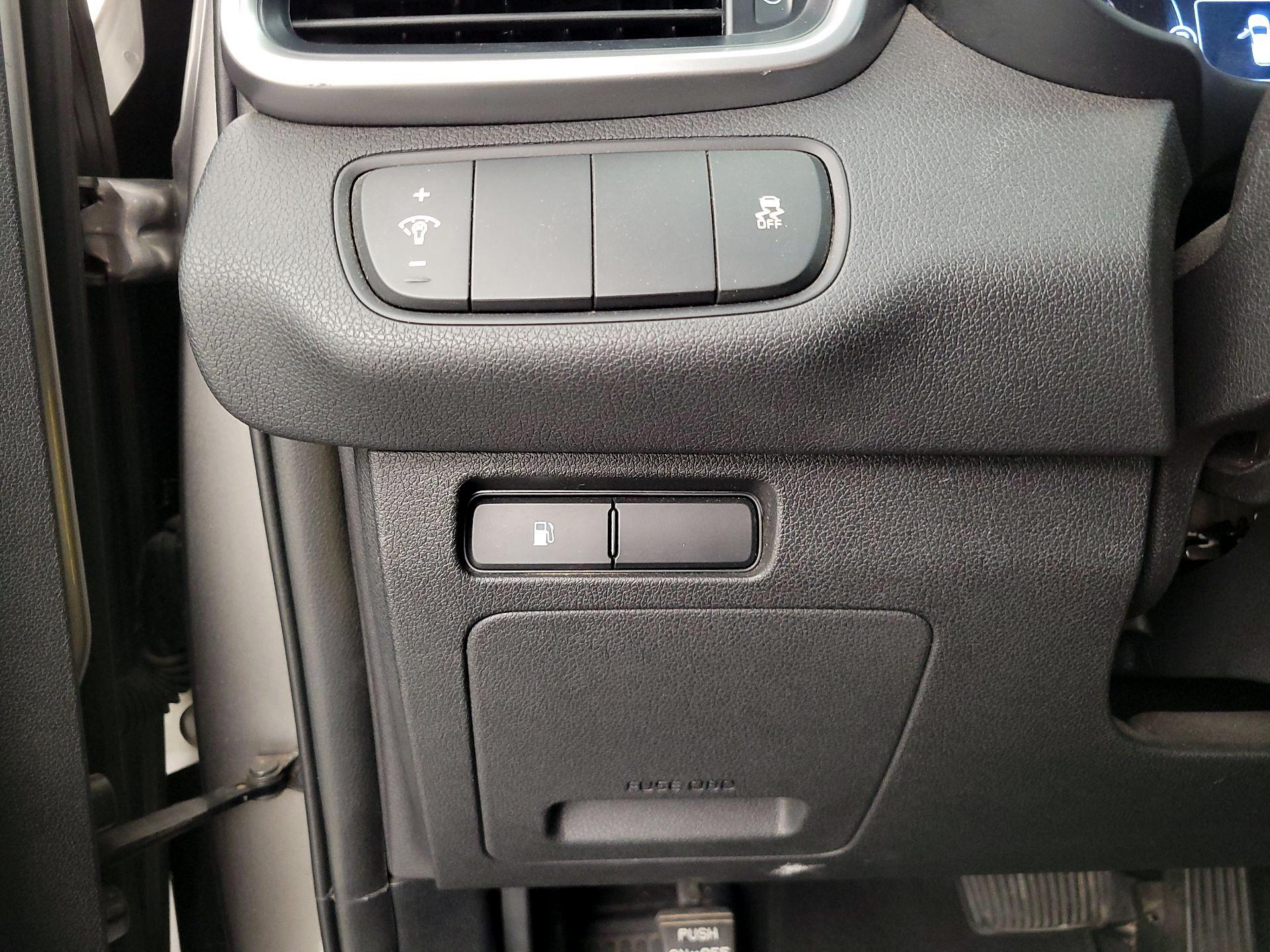 Thumbnail: 2016 Kia Sorento - 13