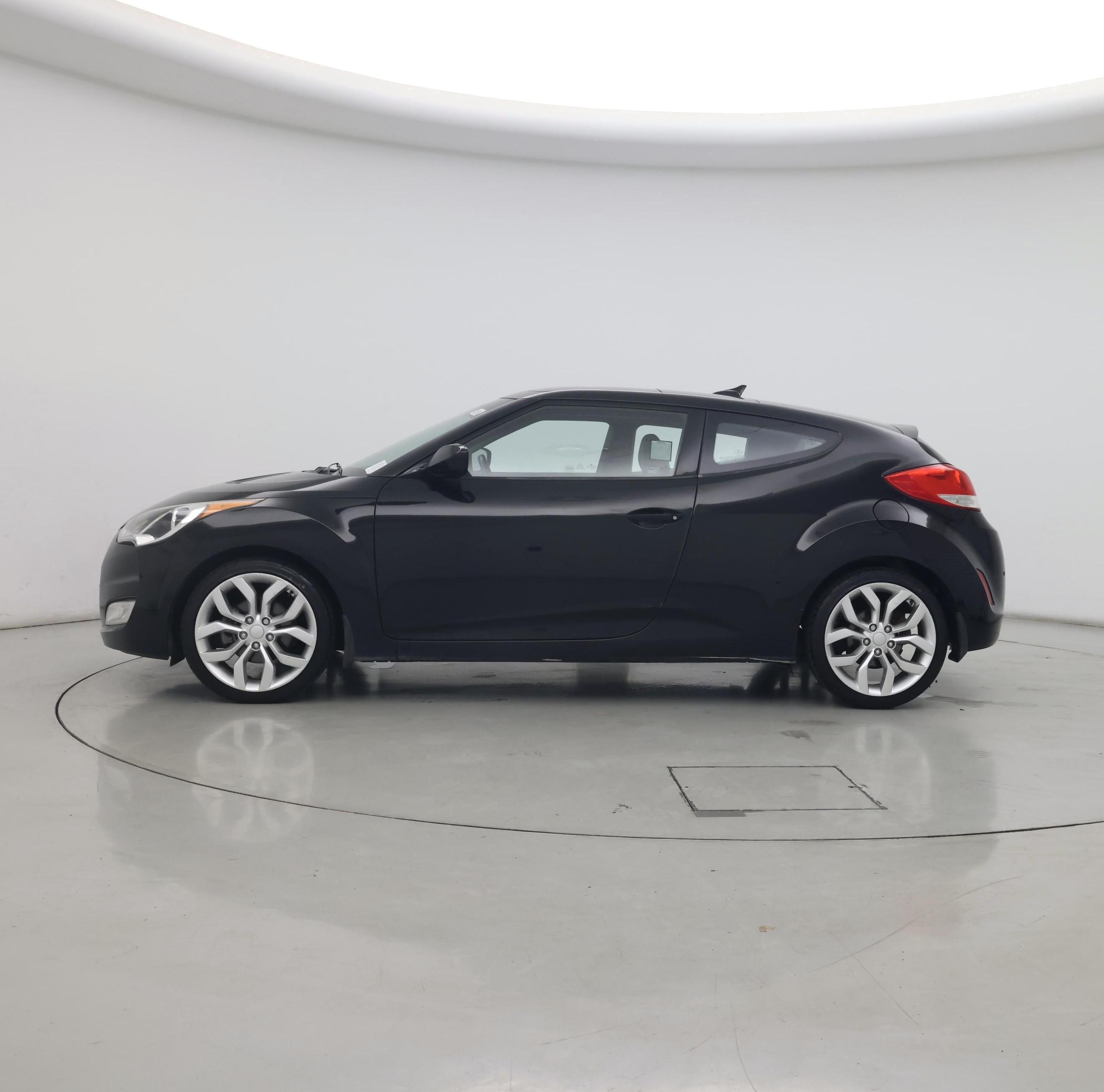 Thumbnail: 2013 Hyundai Veloster - 3
