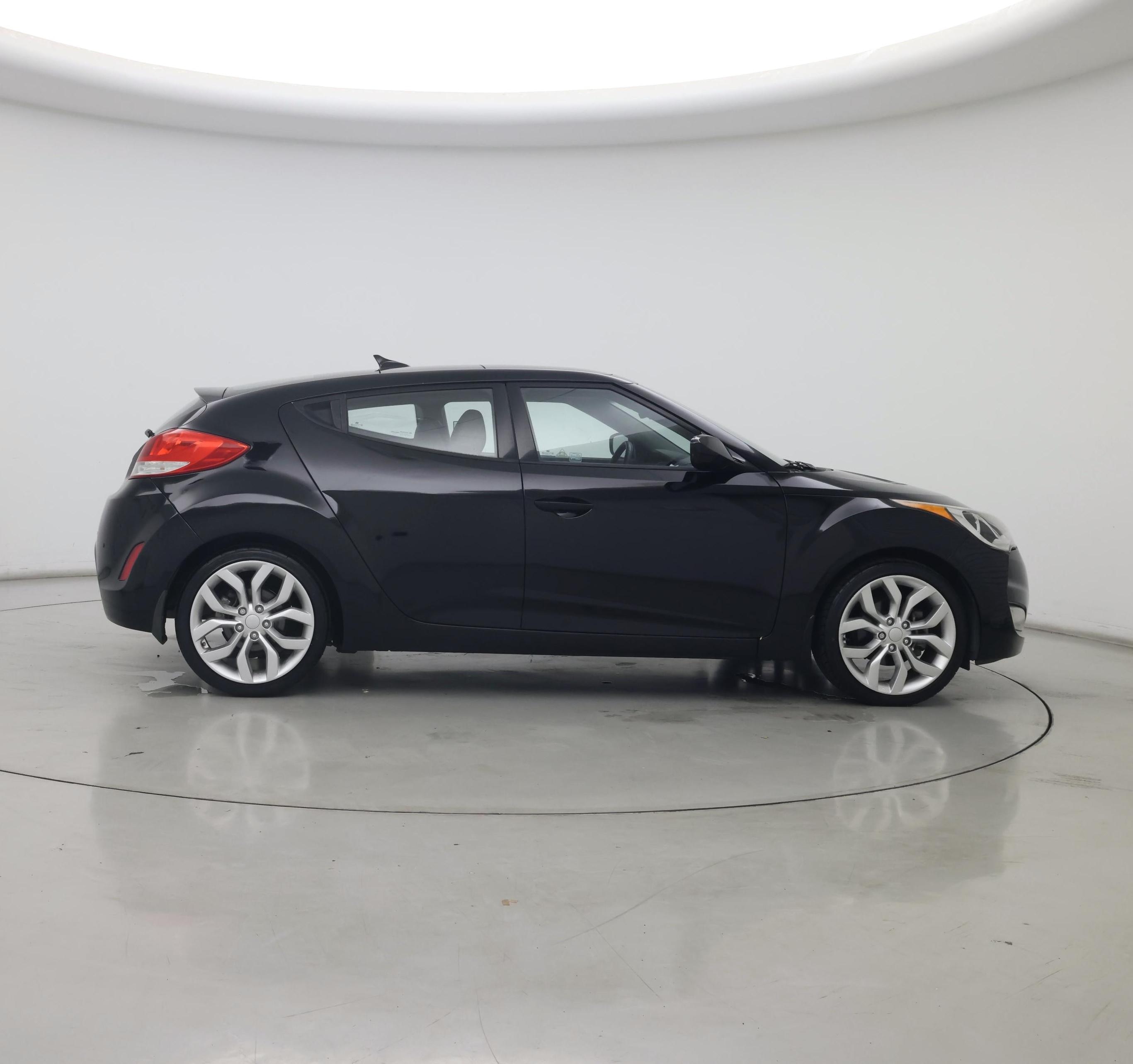Thumbnail: 2013 Hyundai Veloster - 7