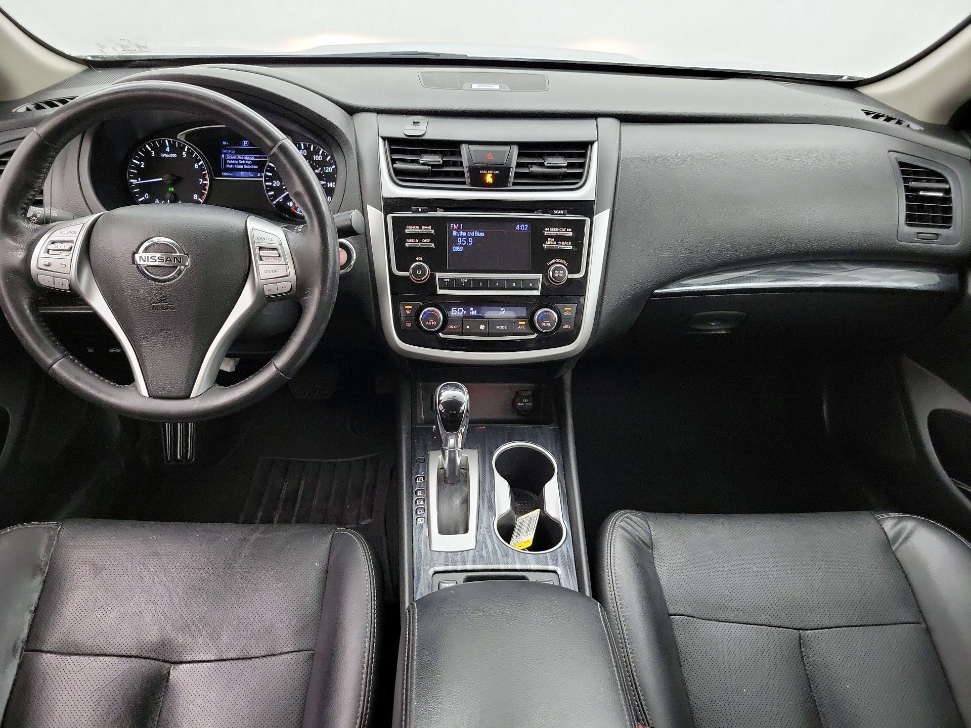 Thumbnail: 2018 Nissan Altima - 9