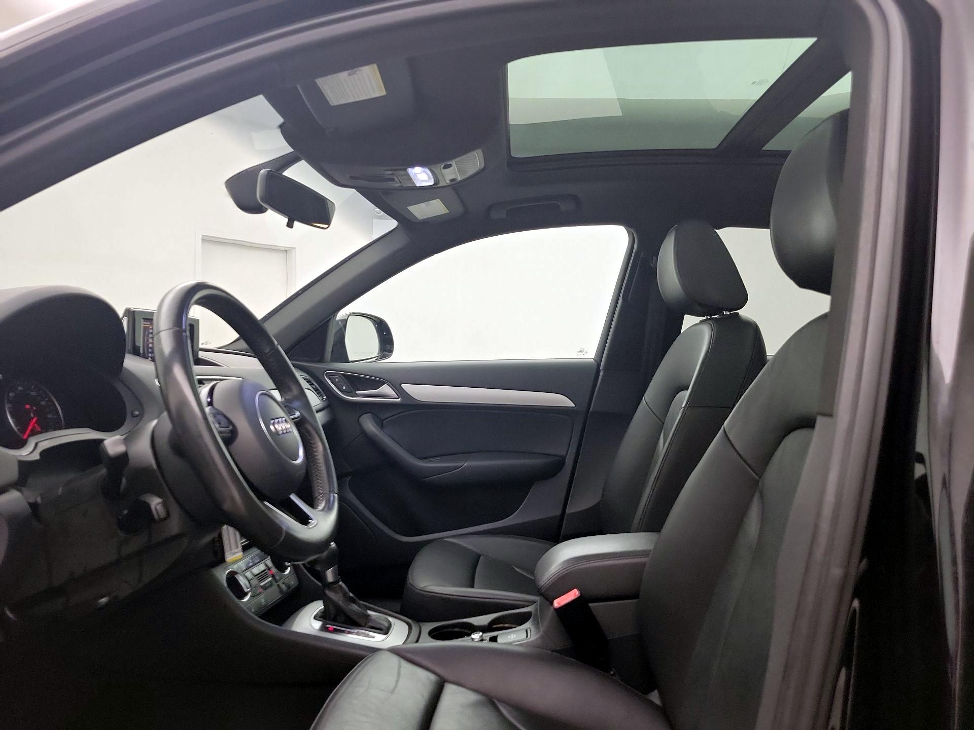 Thumbnail: 2018 Audi Q3 - 19