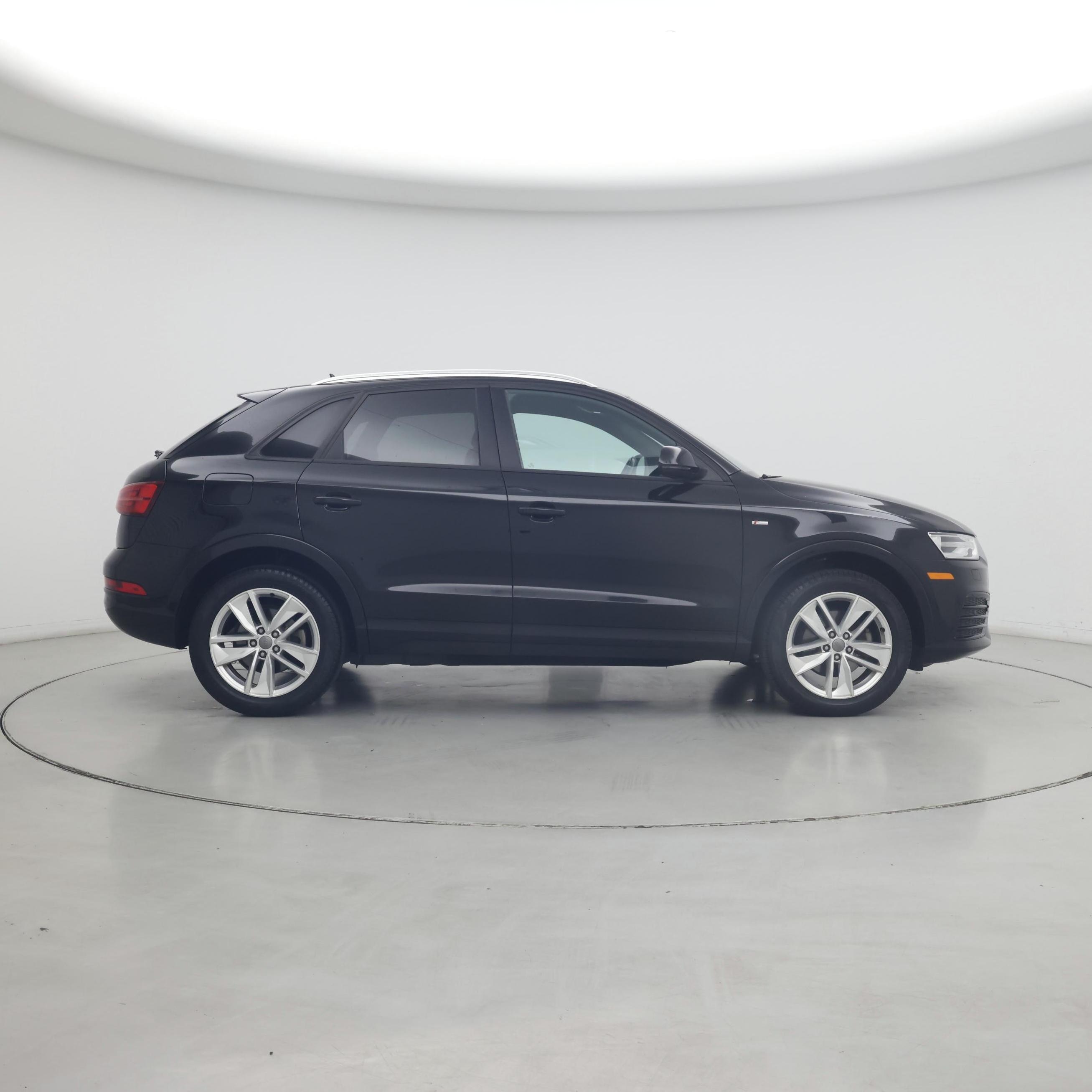 Thumbnail: 2018 Audi Q3 - 7