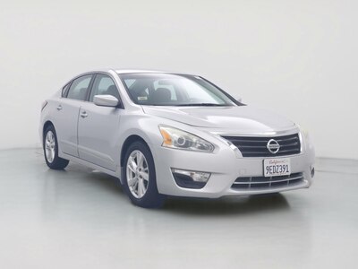 Silver 2014 Nissan Altima SV