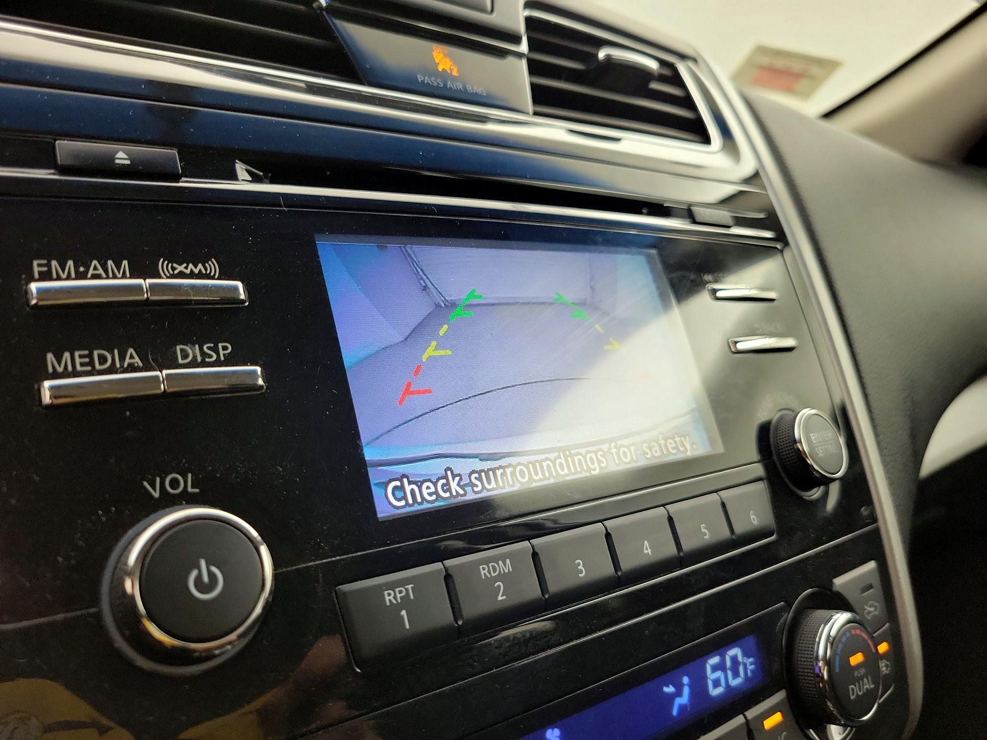 Thumbnail: 2014 Nissan Altima - 14