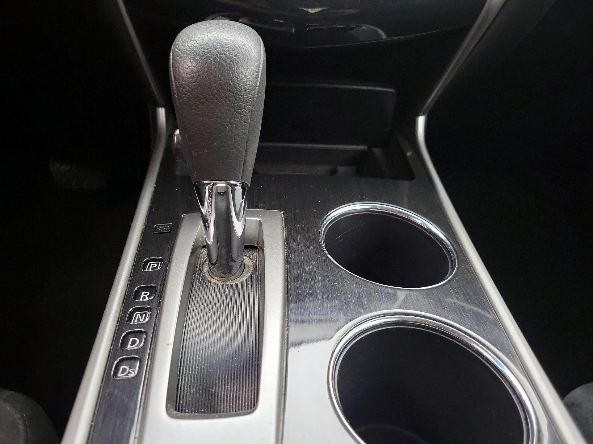 Thumbnail: 2014 Nissan Altima - 17