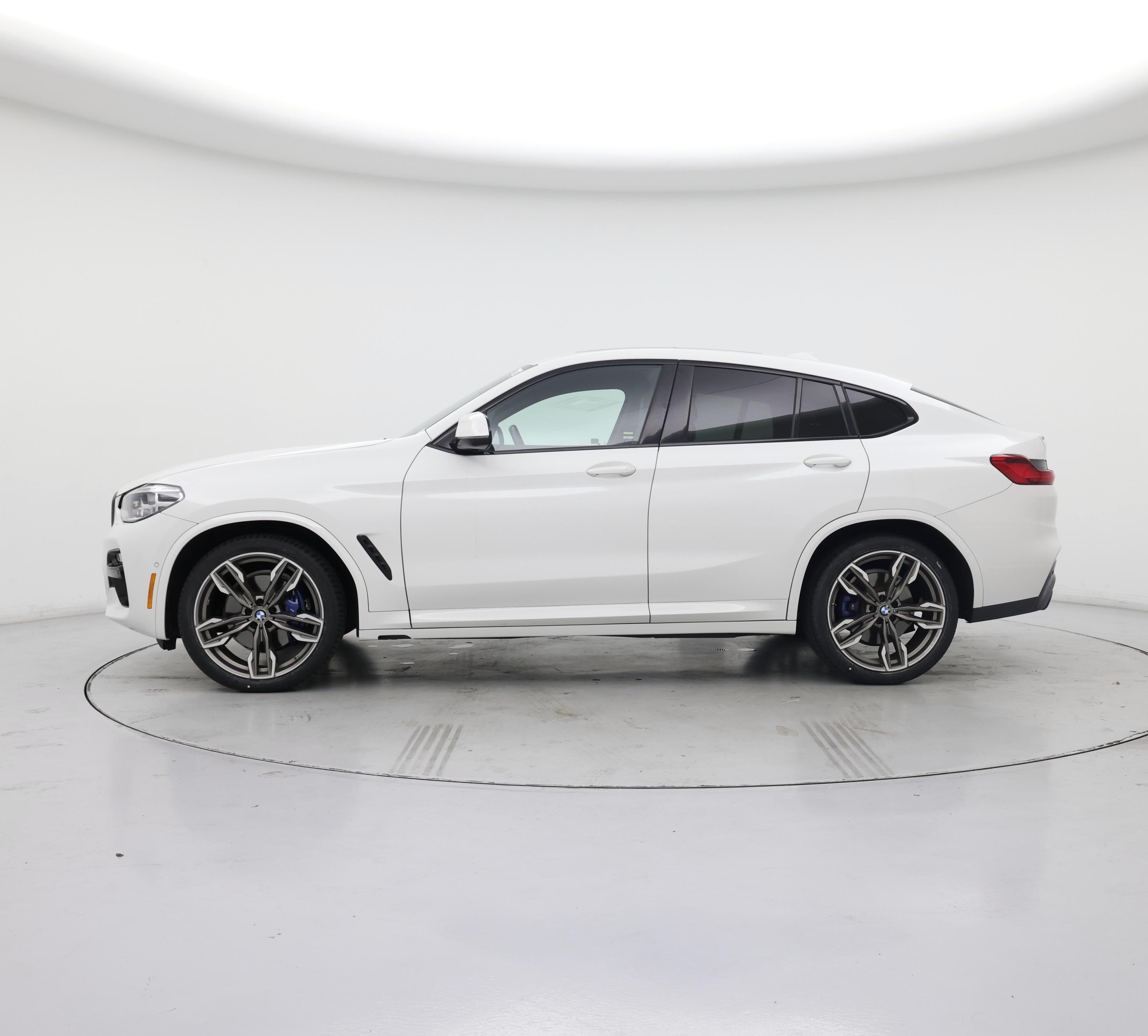 Thumbnail: 2021 BMW X4 - 3
