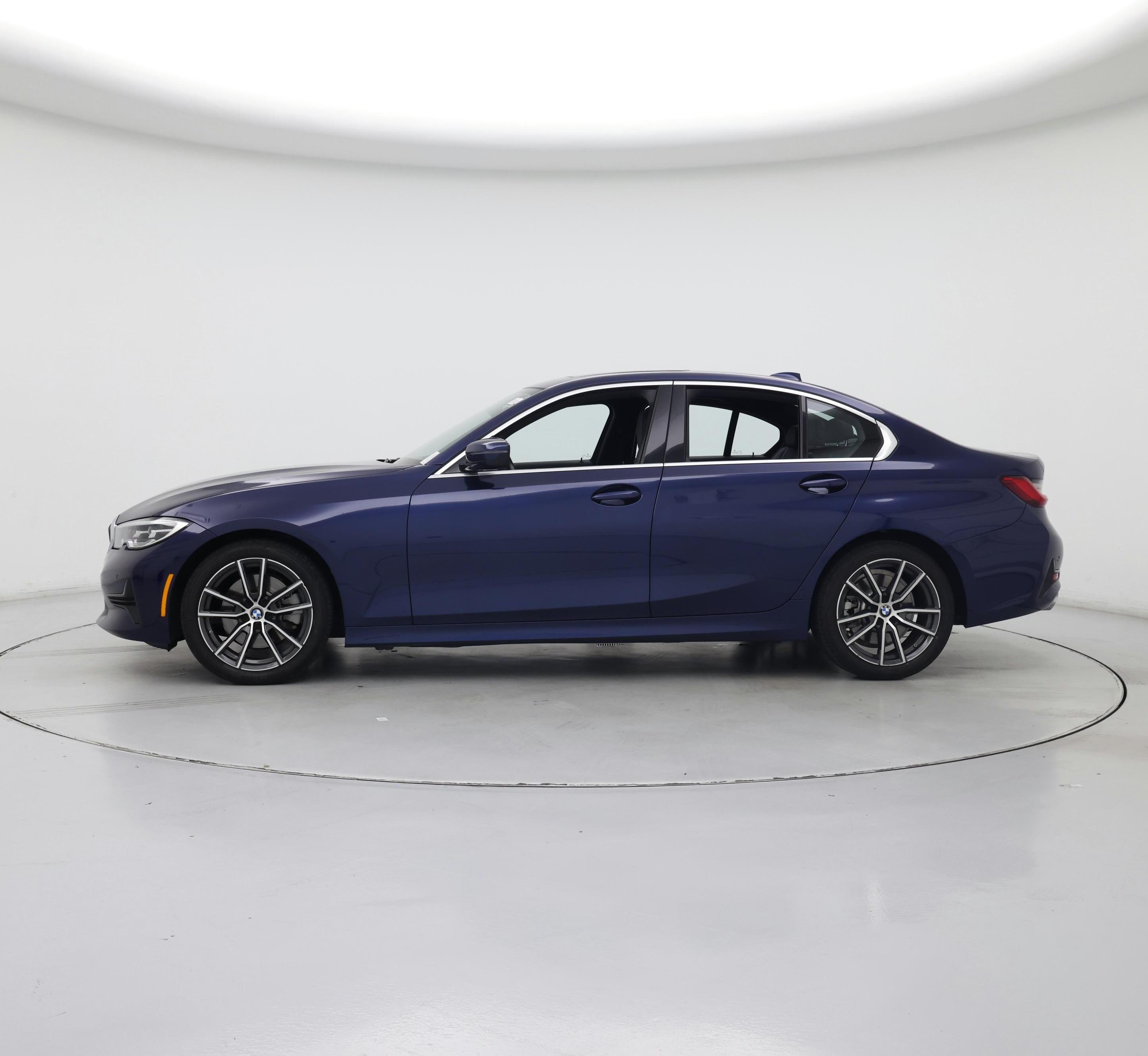 Thumbnail: 2019 BMW 3 Series - 3