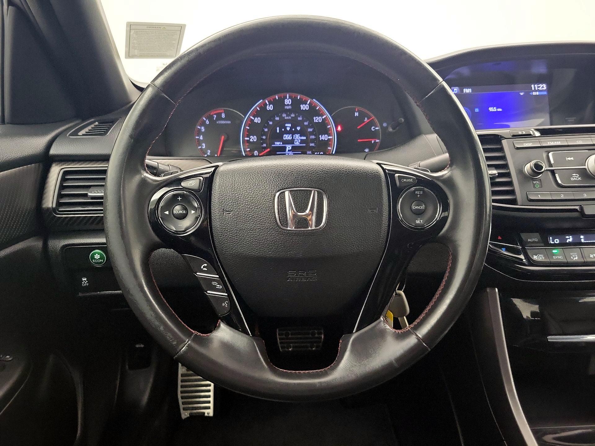Thumbnail: 2017 Honda Accord - 10