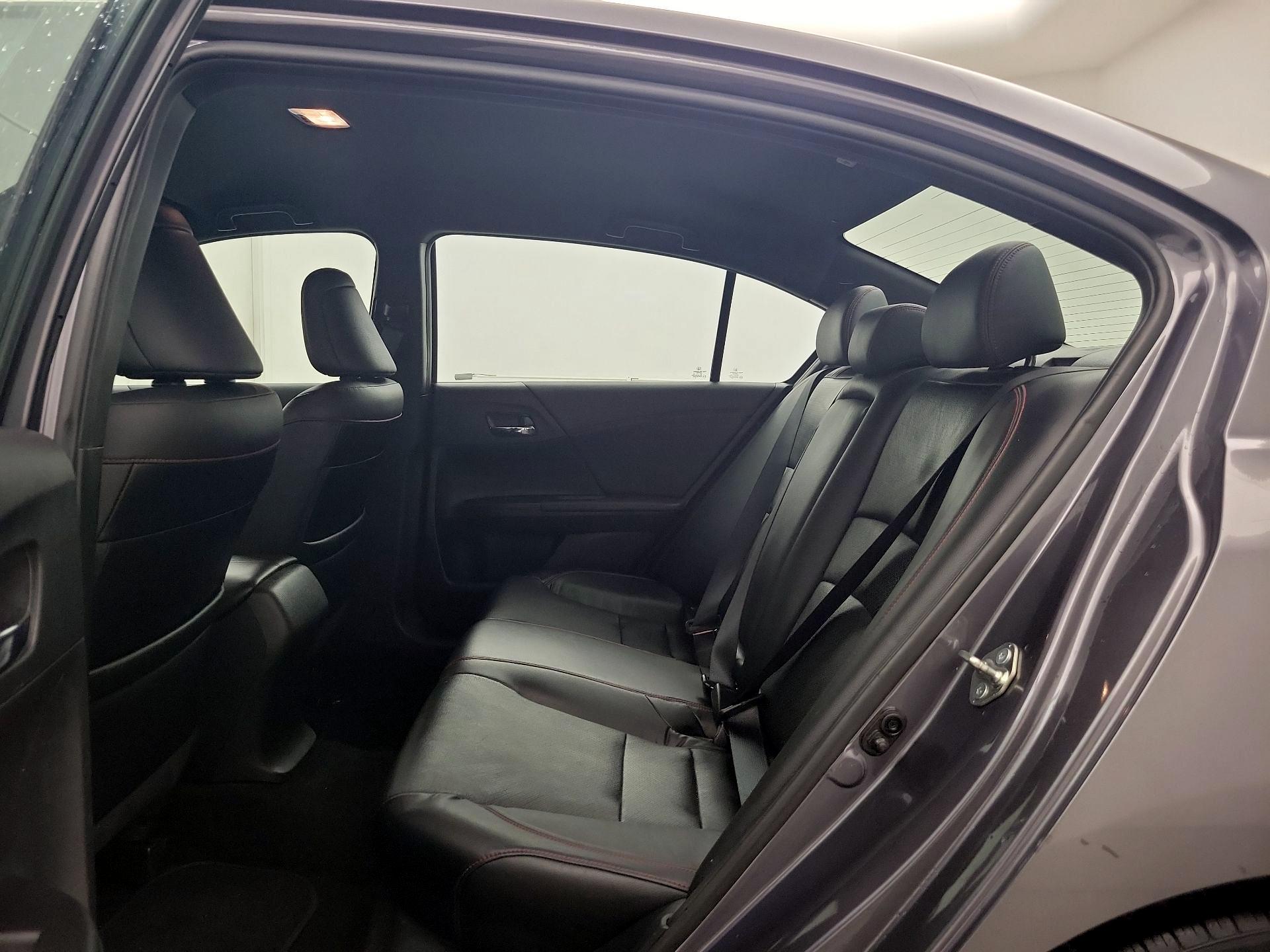 Thumbnail: 2017 Honda Accord - 19