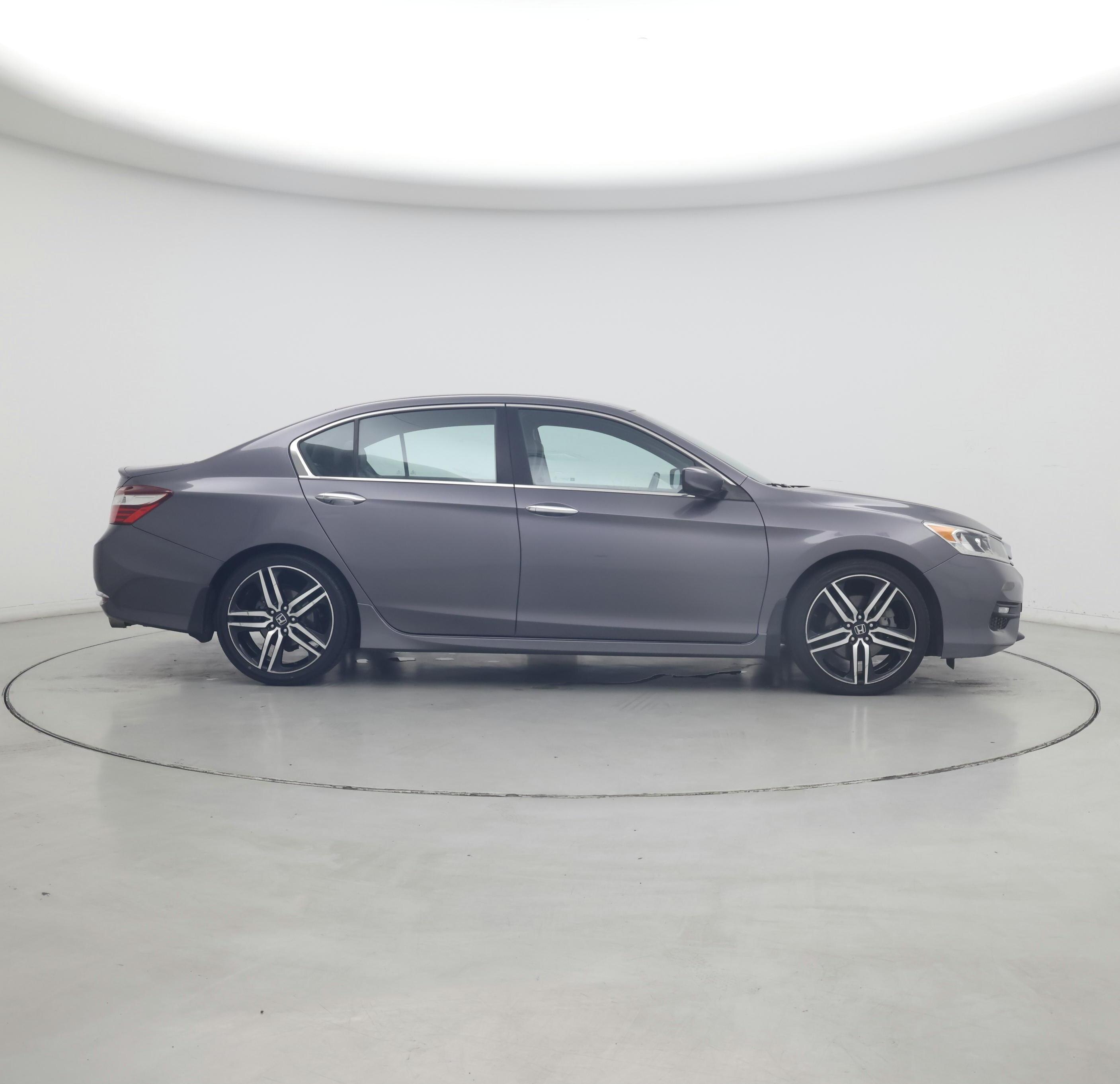 Thumbnail: 2017 Honda Accord - 7
