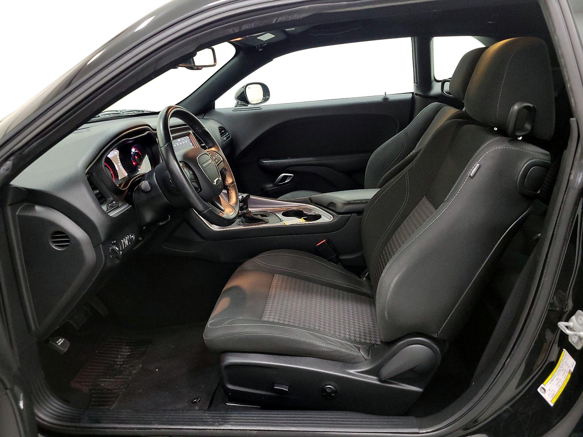 Thumbnail: 2019 Dodge Challenger - 11