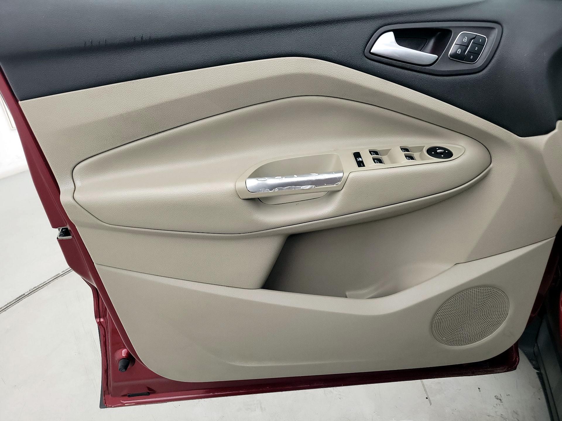 Thumbnail: 2014 Ford Escape - 12