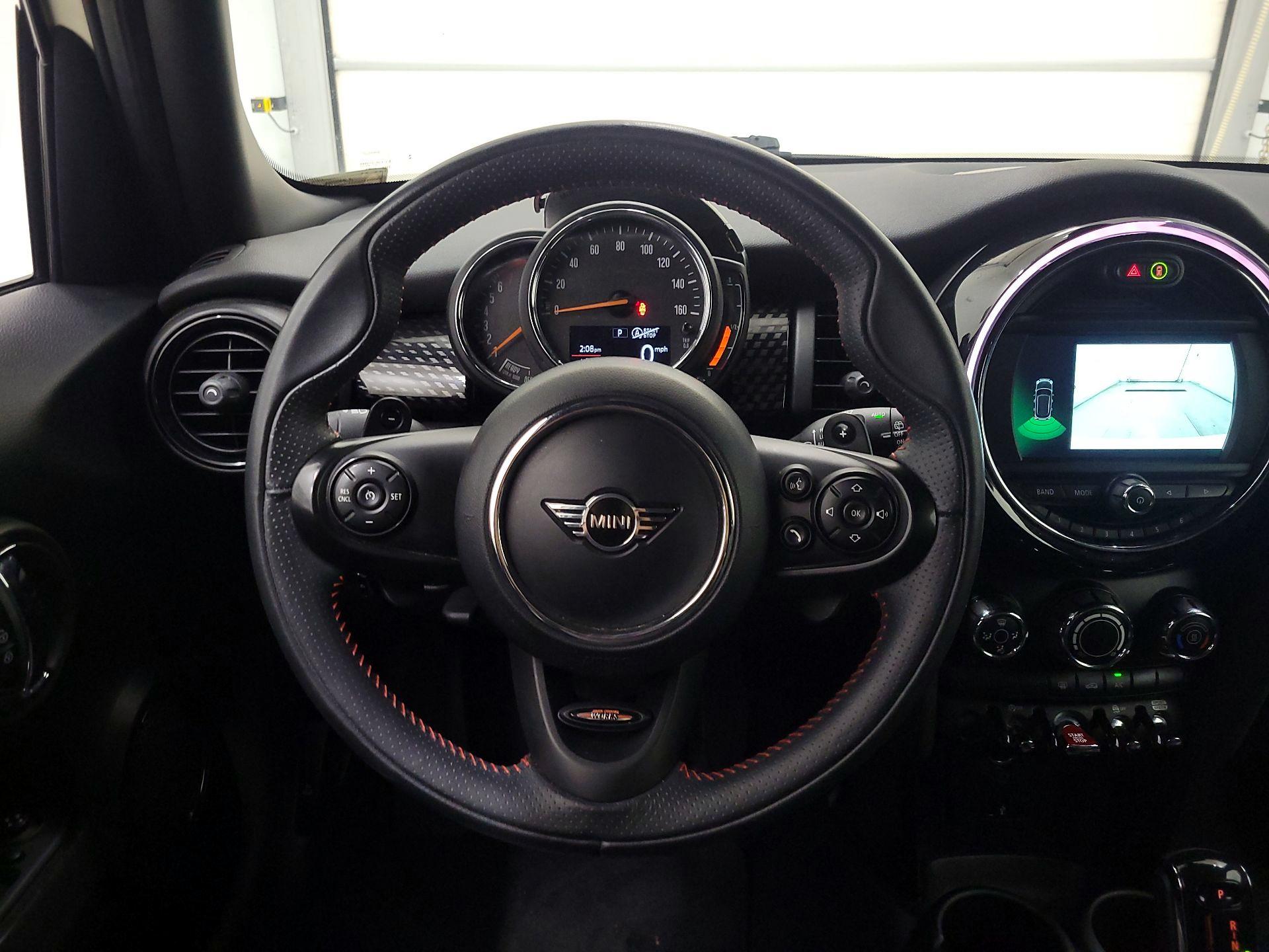 Thumbnail: 2020 MINI Cooper Hardtop - 10