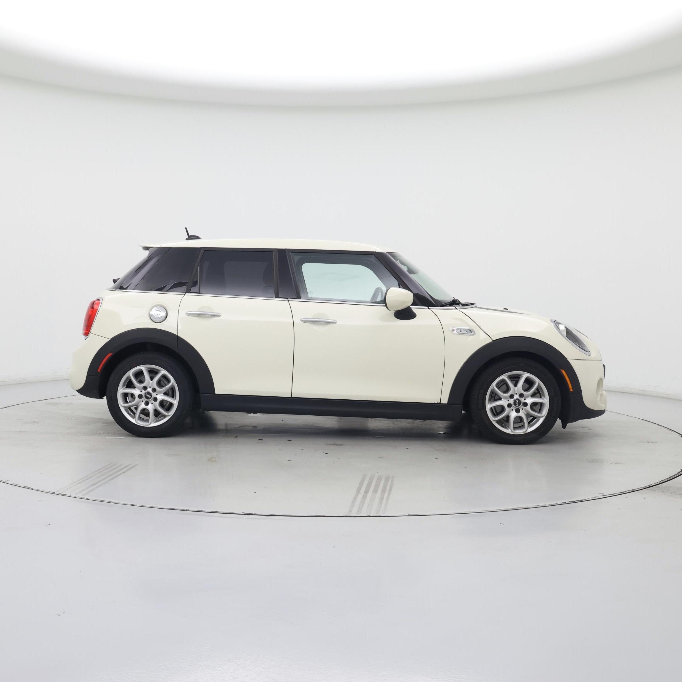 Thumbnail: 2020 MINI Cooper Hardtop - 7