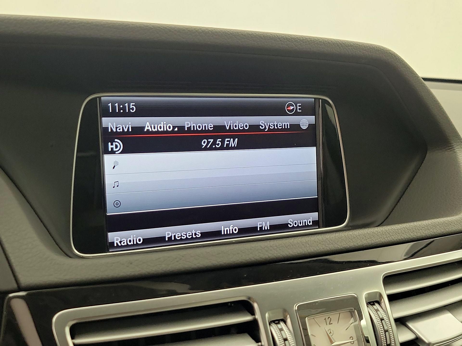 Thumbnail: 2014 Mercedes-Benz E-Class - 16