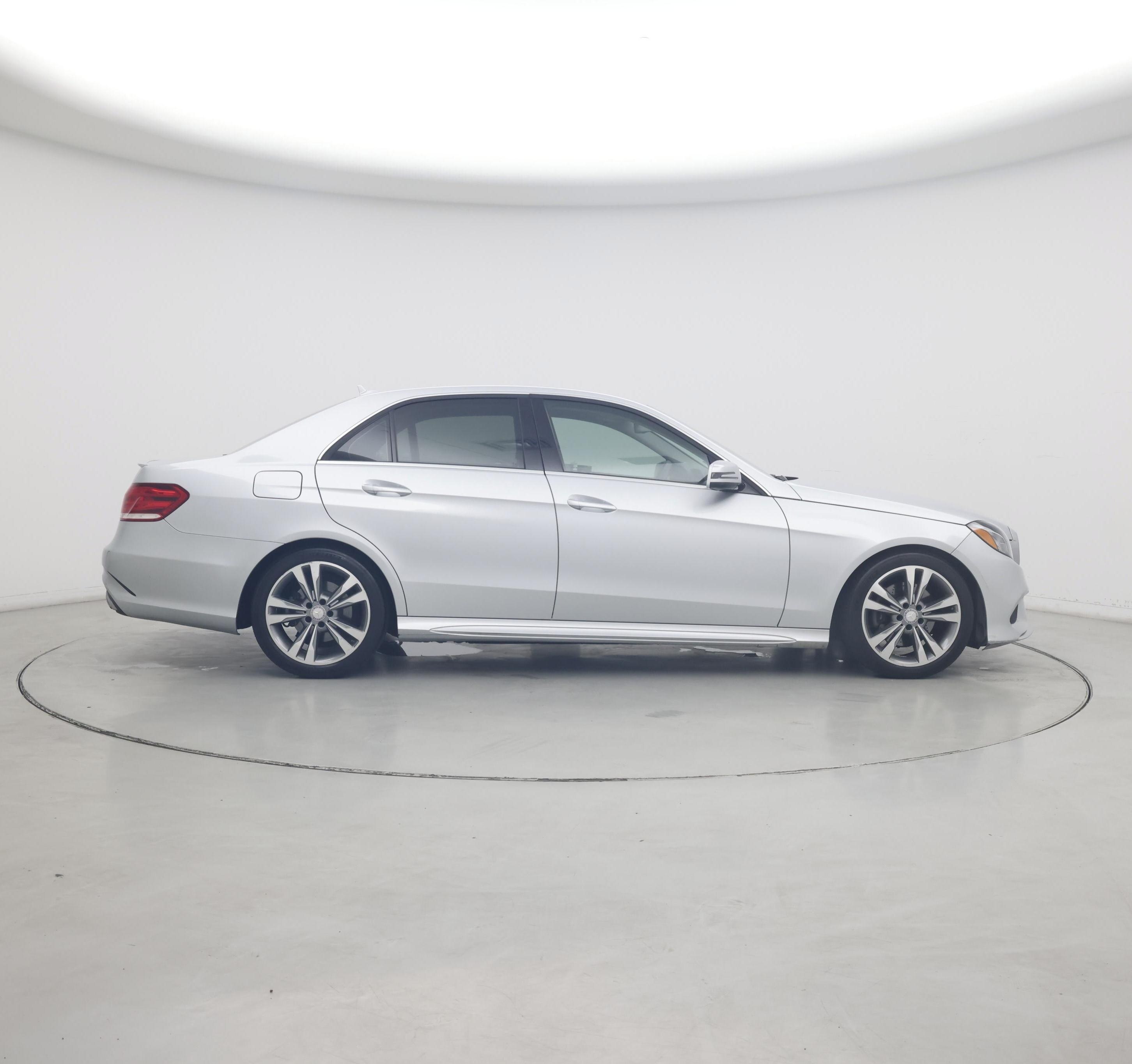 Thumbnail: 2014 Mercedes-Benz E-Class - 7