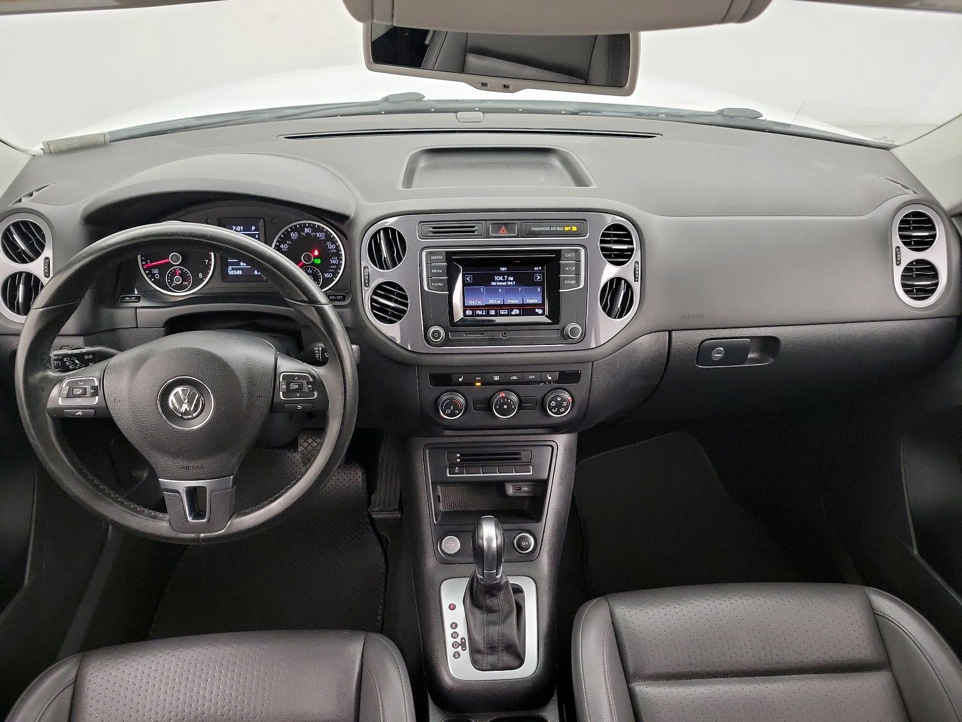 Thumbnail: 2016 Volkswagen Tiguan - 9