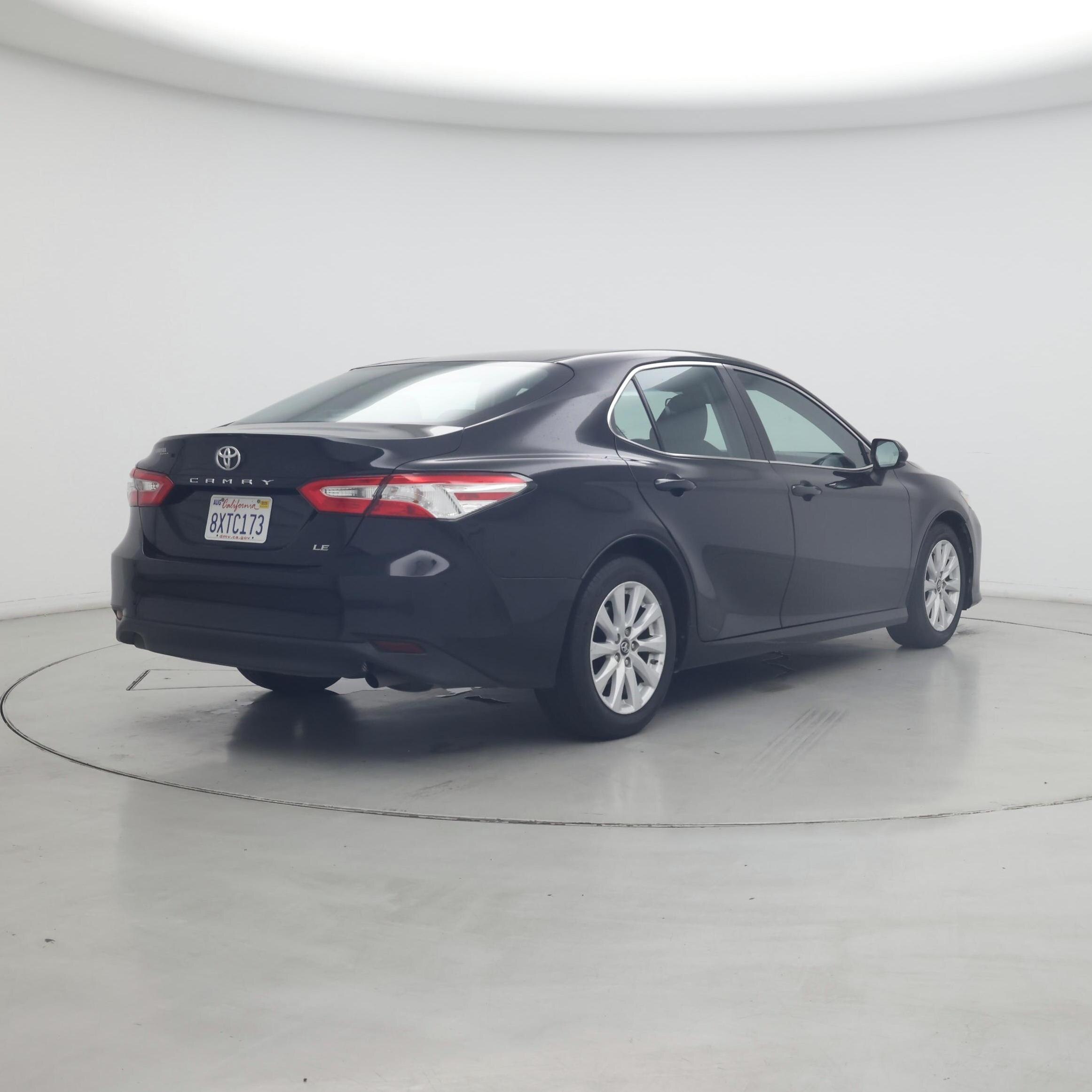 Thumbnail: 2018 Toyota Camry - 8