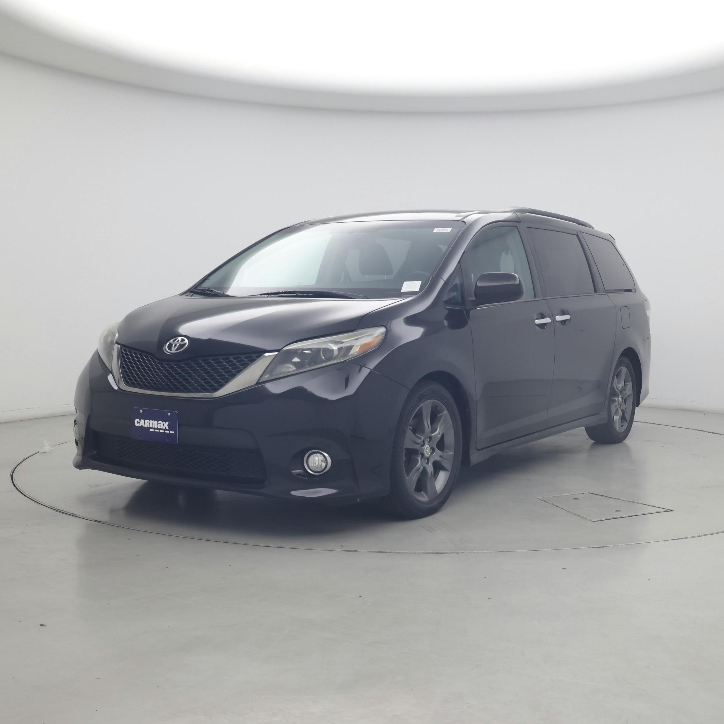 Thumbnail: 2015 Toyota Sienna - 4
