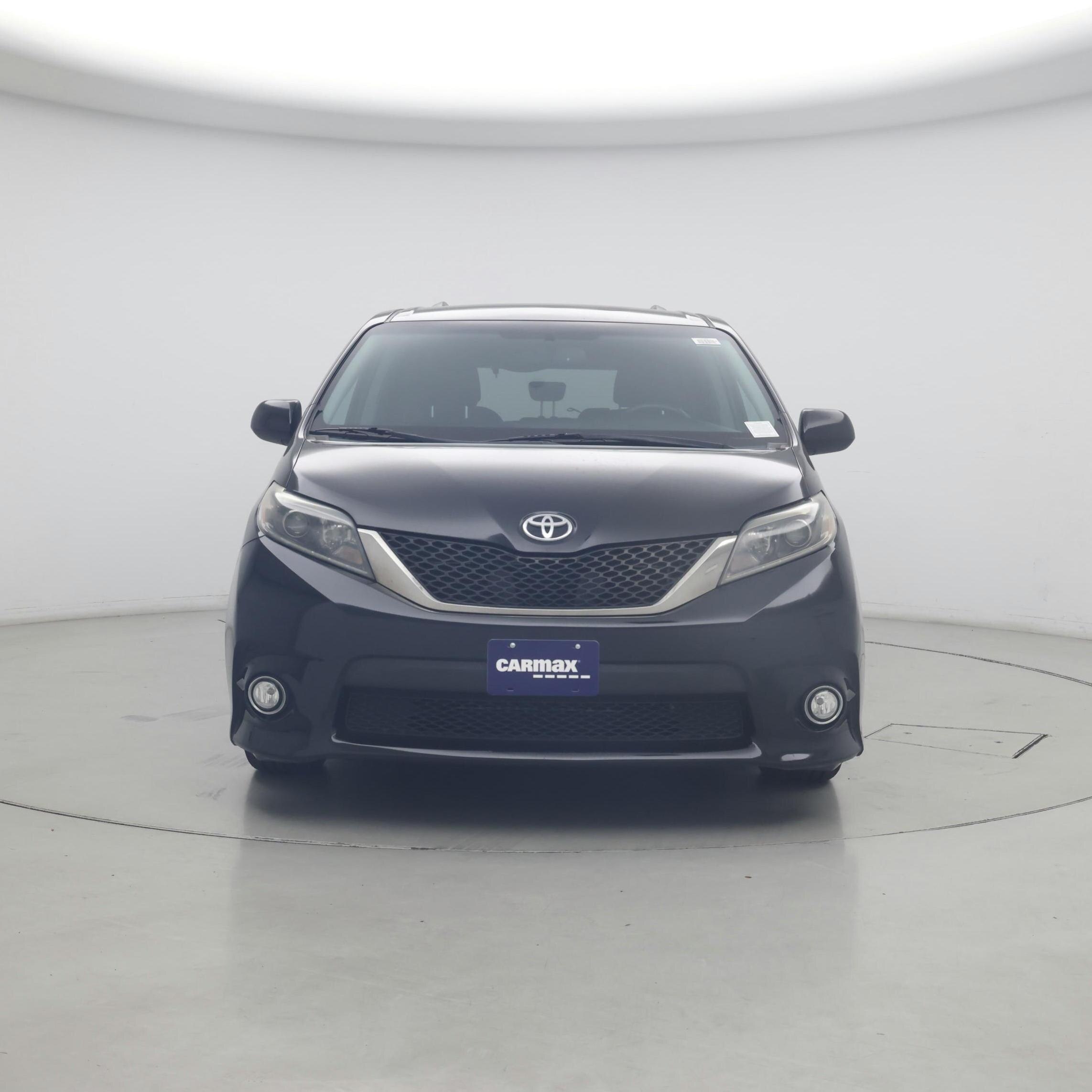 Thumbnail: 2015 Toyota Sienna - 5