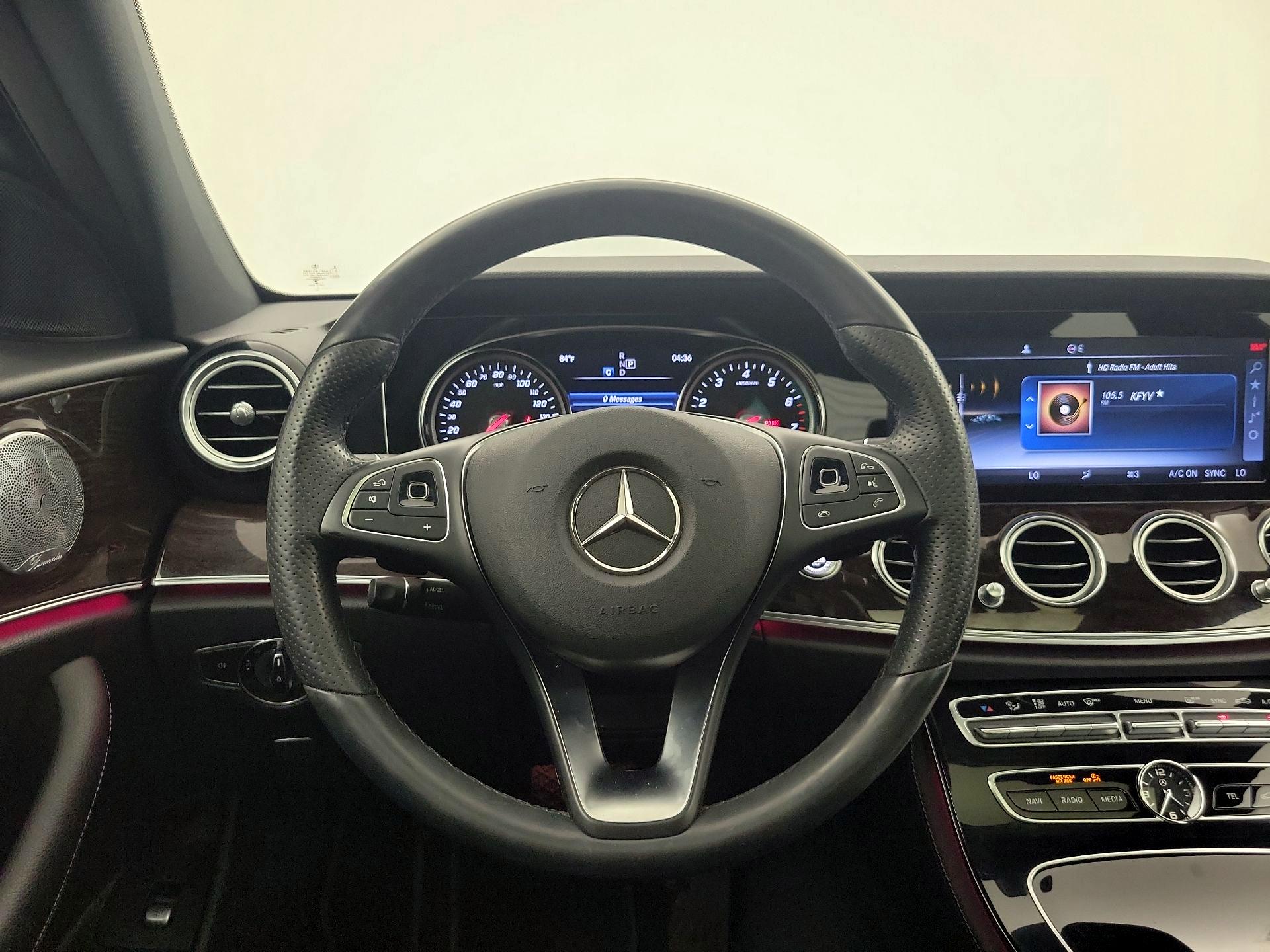 Thumbnail: 2017 Mercedes-Benz E-Class - 10