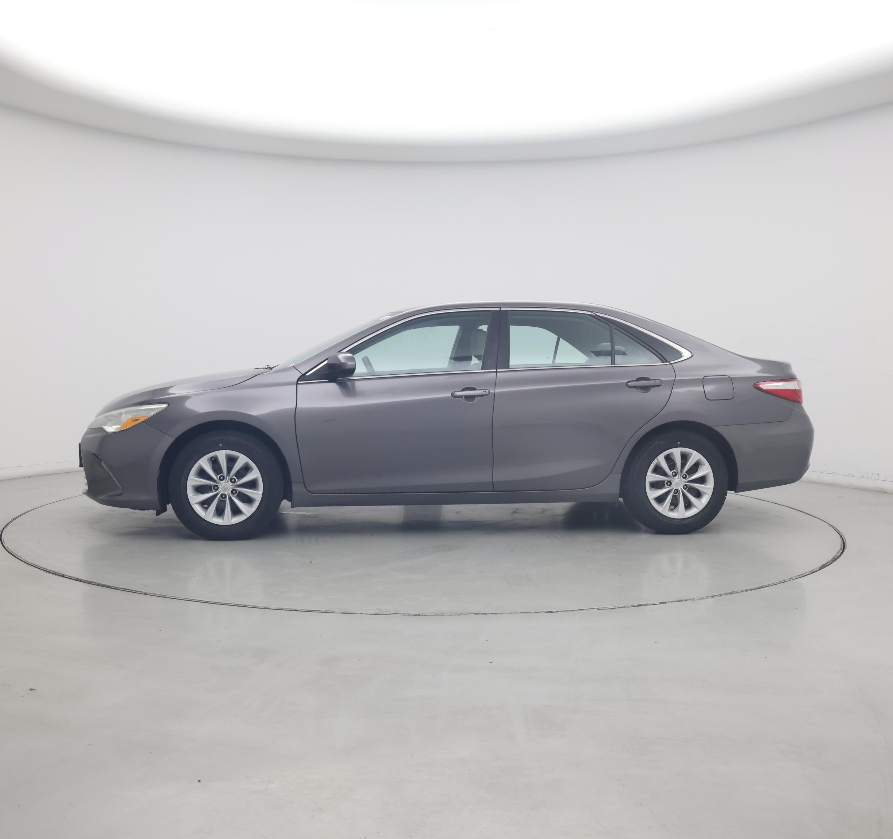 Thumbnail: 2015 Toyota Camry - 3