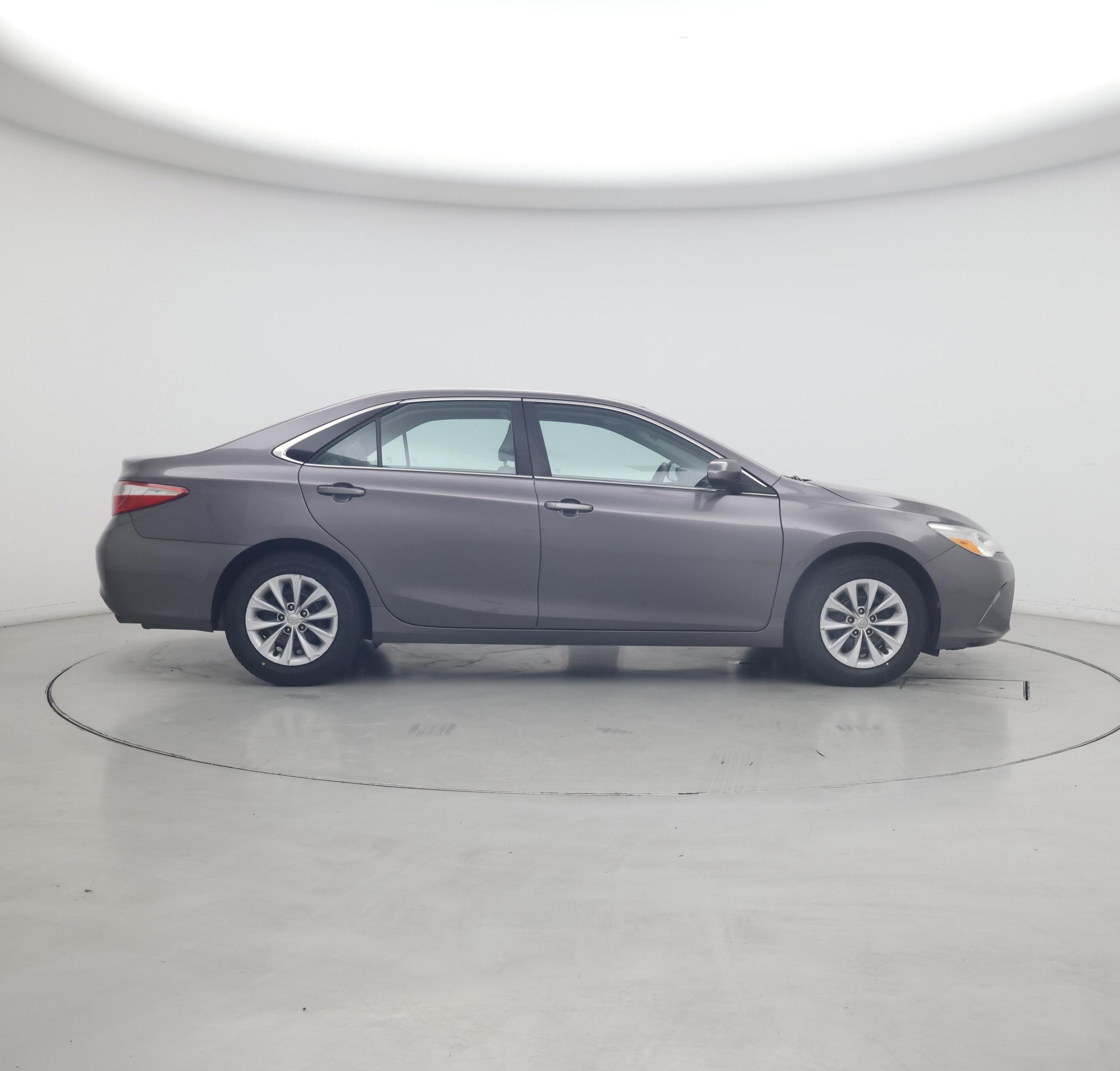 Thumbnail: 2015 Toyota Camry - 7