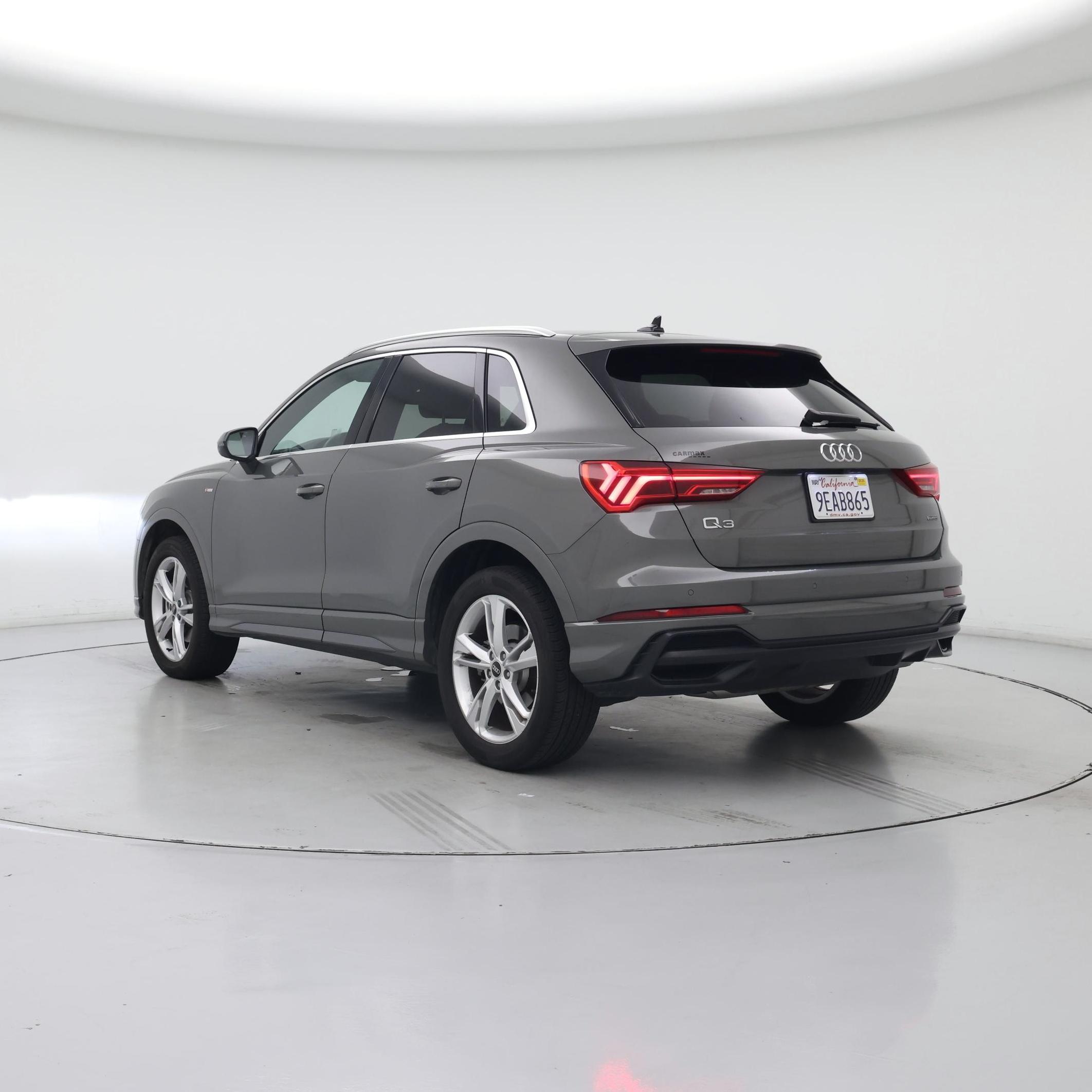 Thumbnail: 2022 Audi Q3 - 2