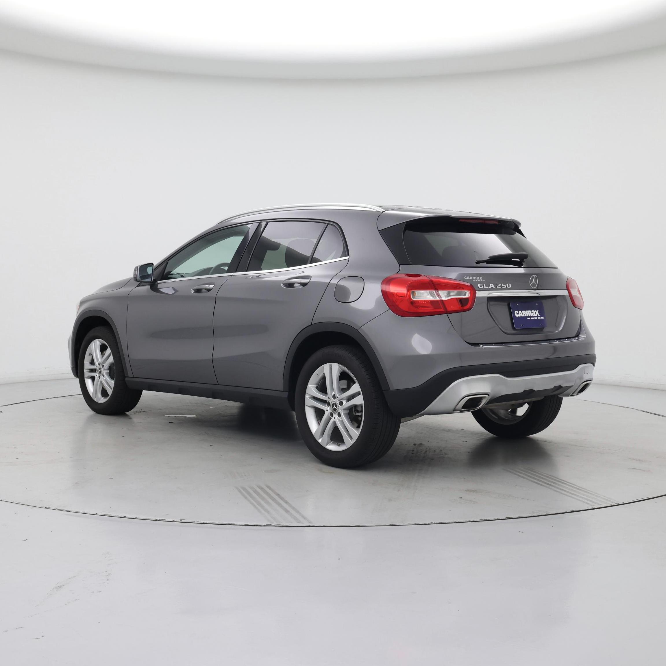 Thumbnail: 2020 Mercedes-Benz GLA - 2