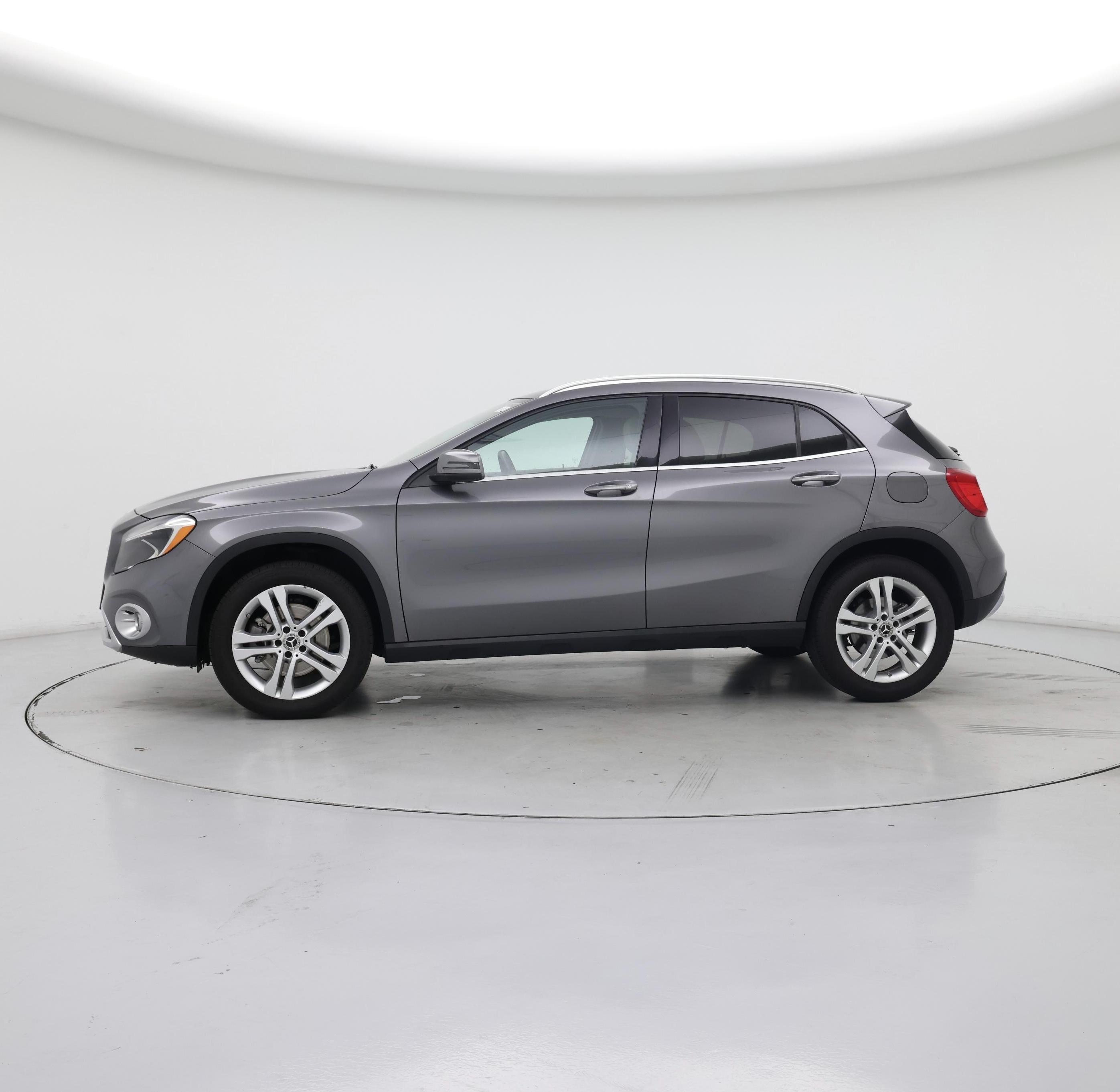 Thumbnail: 2020 Mercedes-Benz GLA - 3